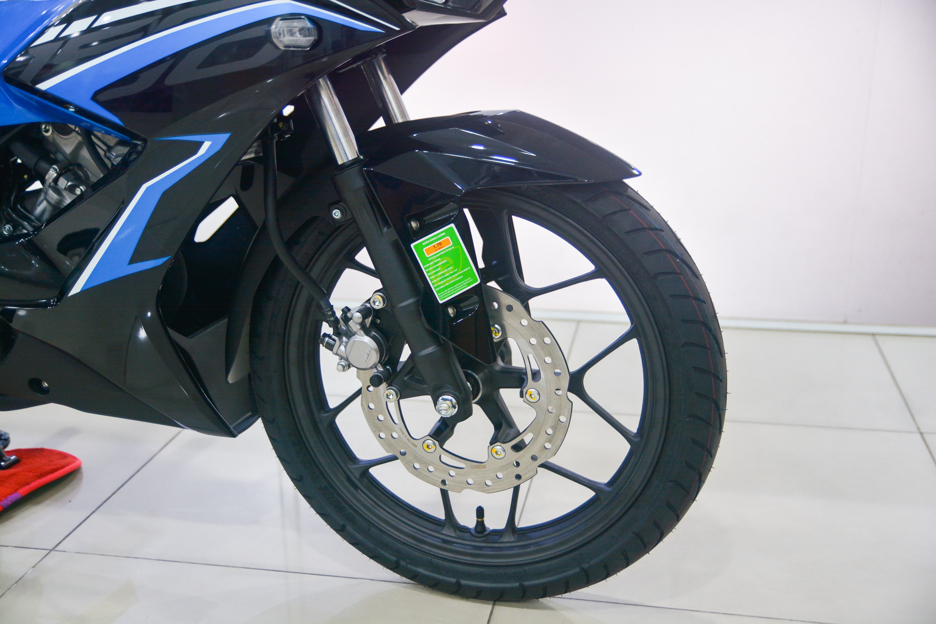 Honda Winner X phien ban moi re hon gia de xuat anh 4