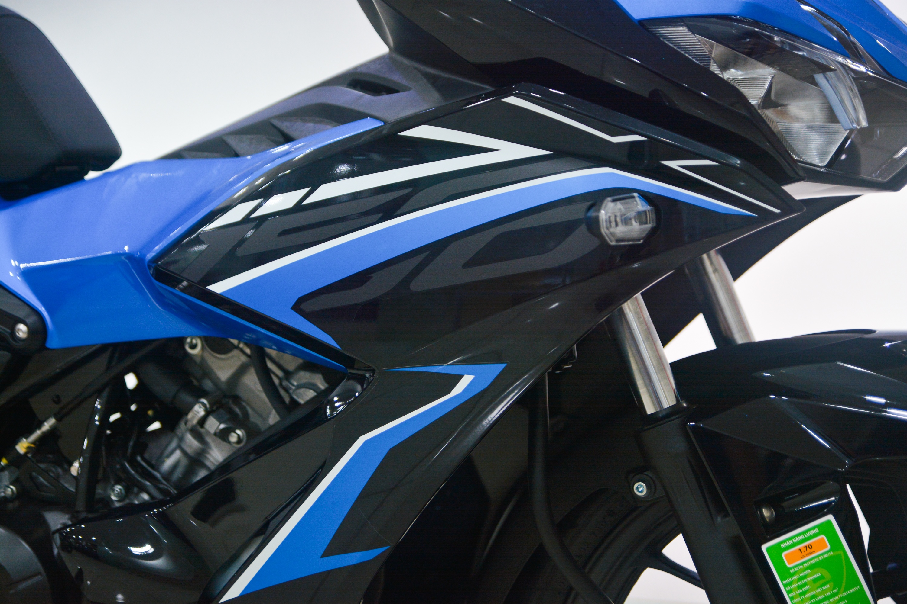 Honda Winner X phien ban moi re hon gia de xuat anh 5