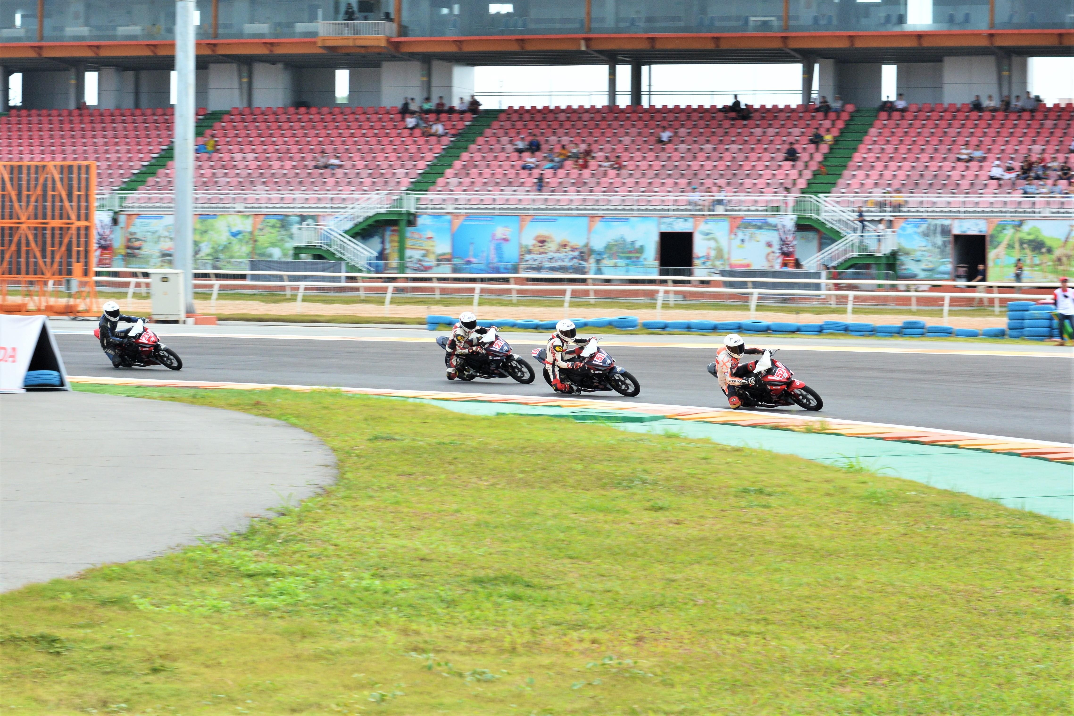 Vietnam Moto Racing 2019 anh 12