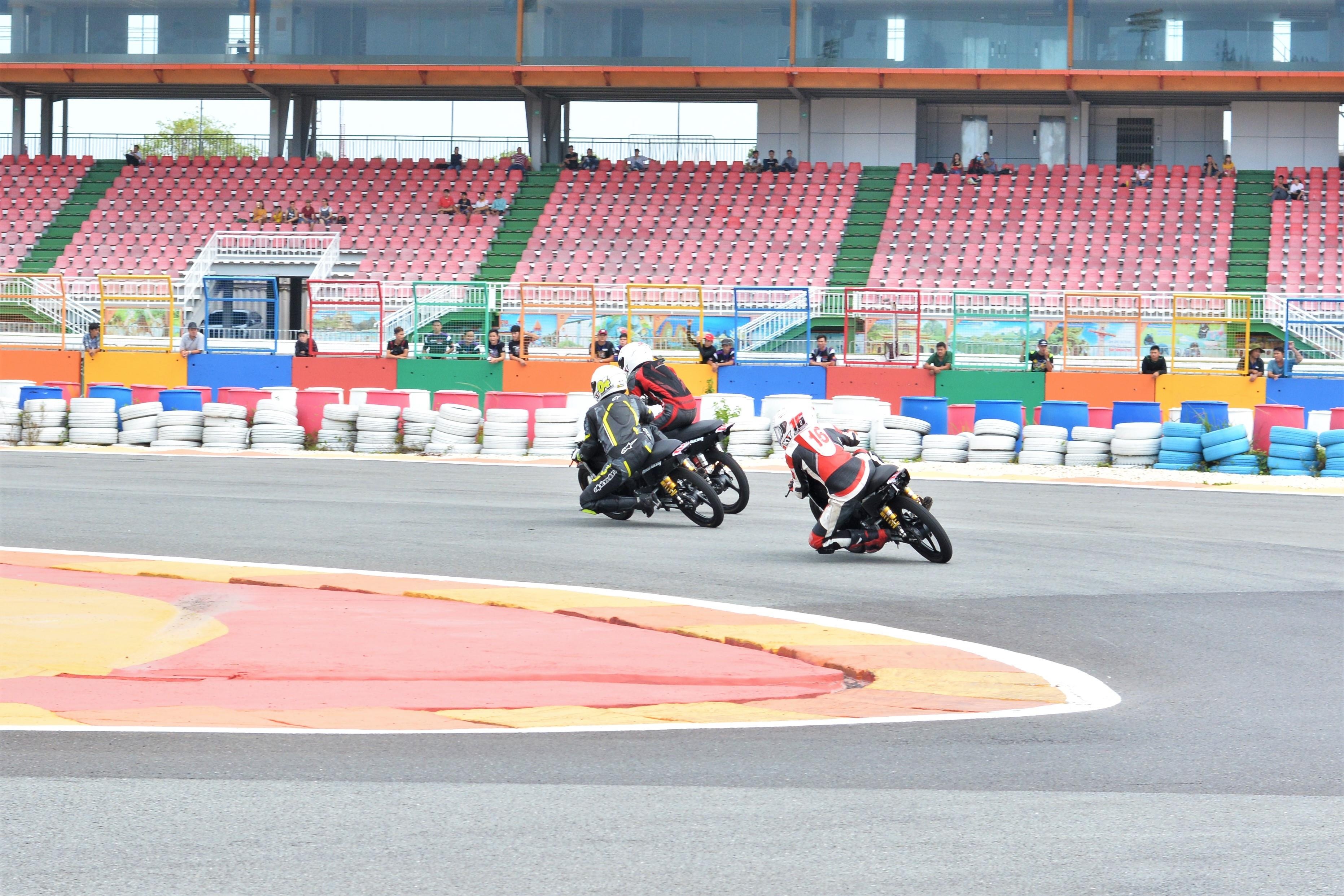 Vietnam Moto Racing 2019 anh 4