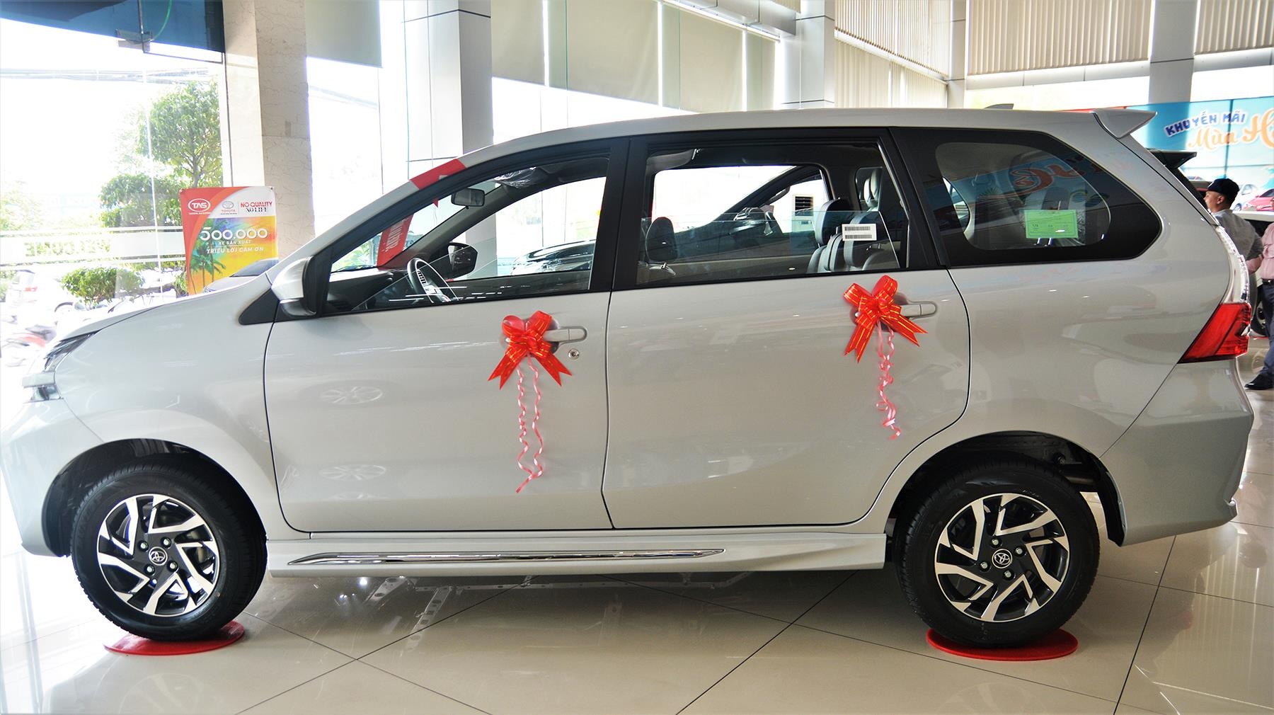 xe co Avanza ve dai ly anh 5