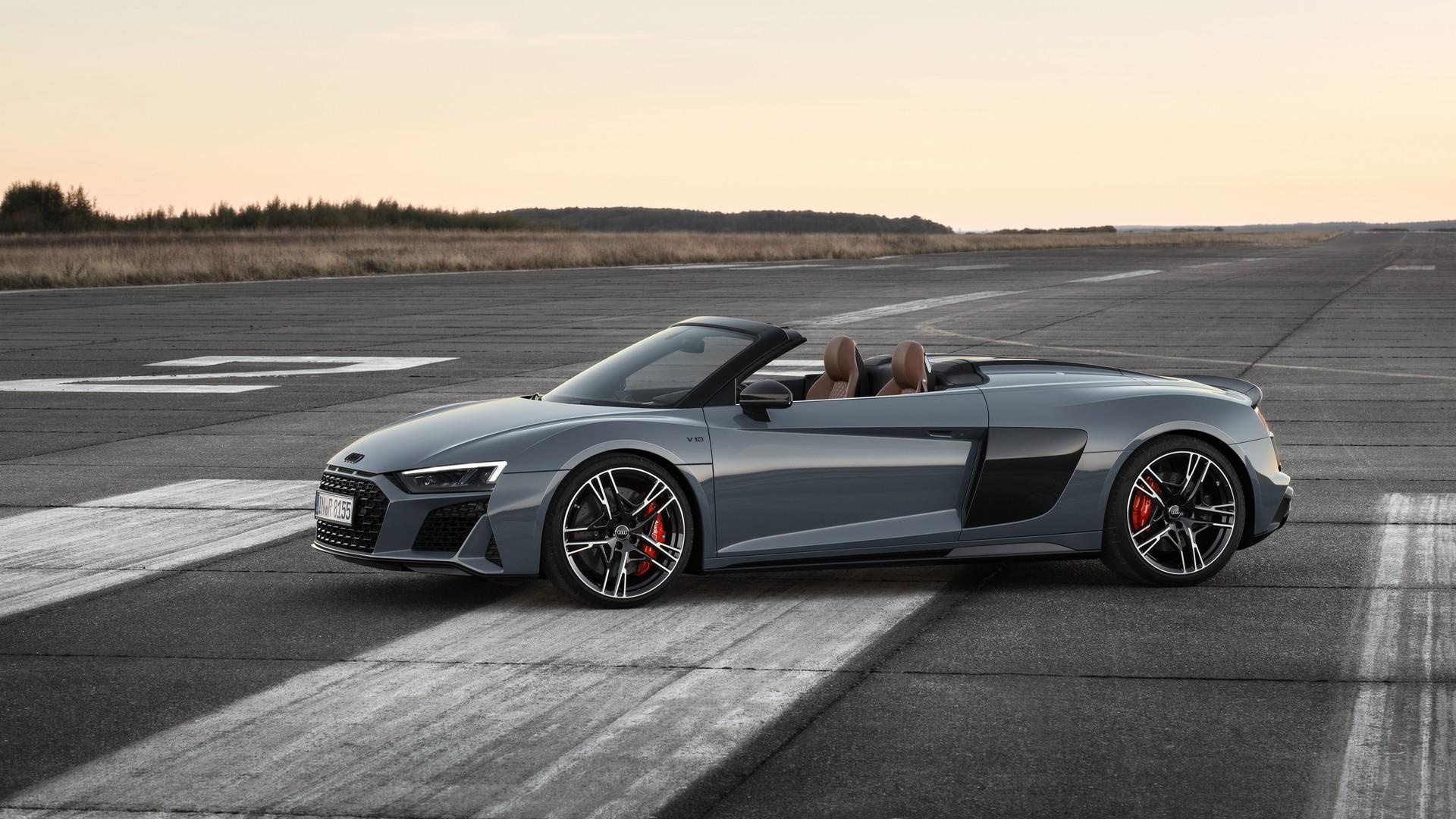 Audi R8 su dung dong co dien anh 2