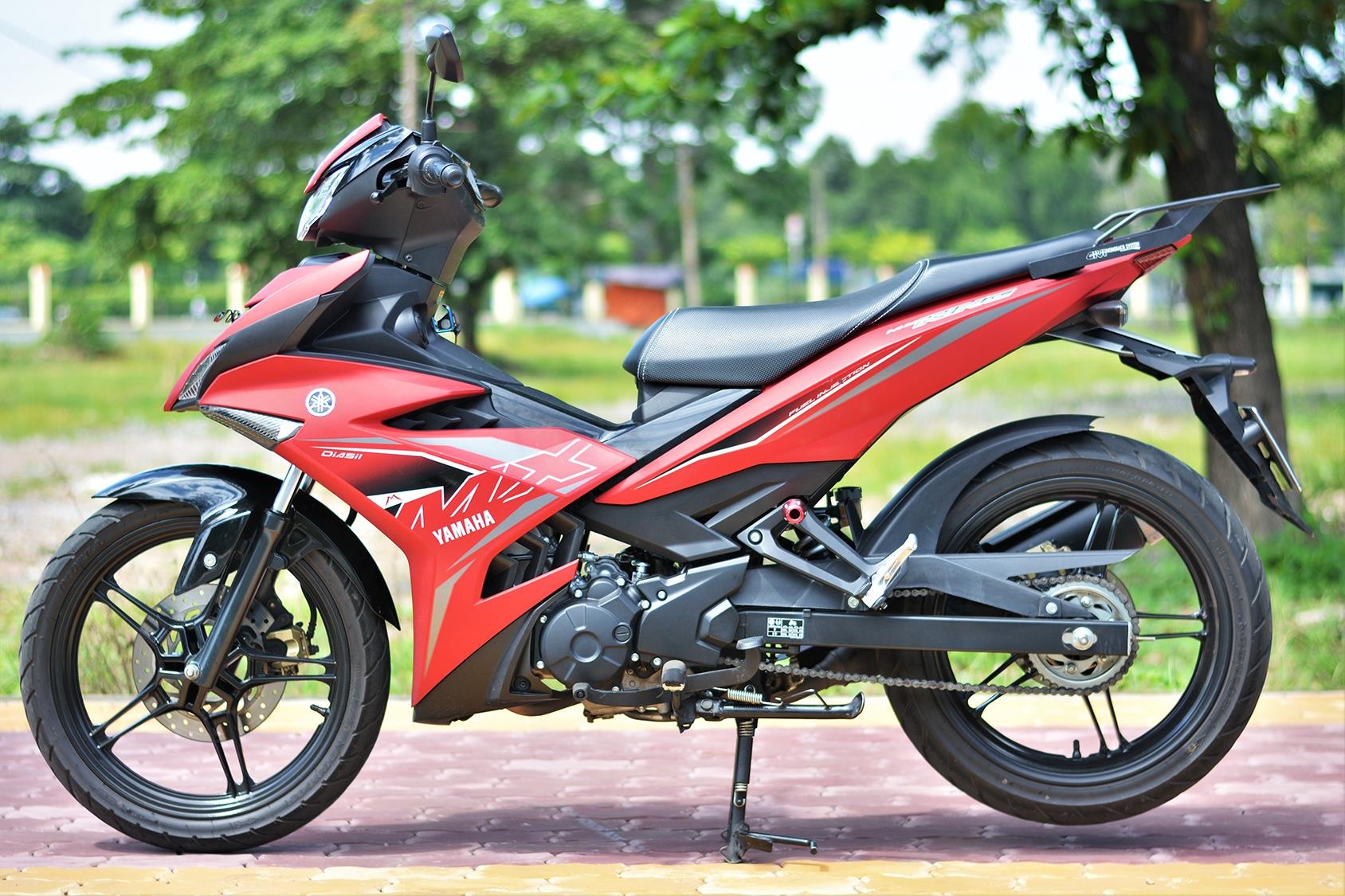 So sanh Exciter 150 va MX King anh 14