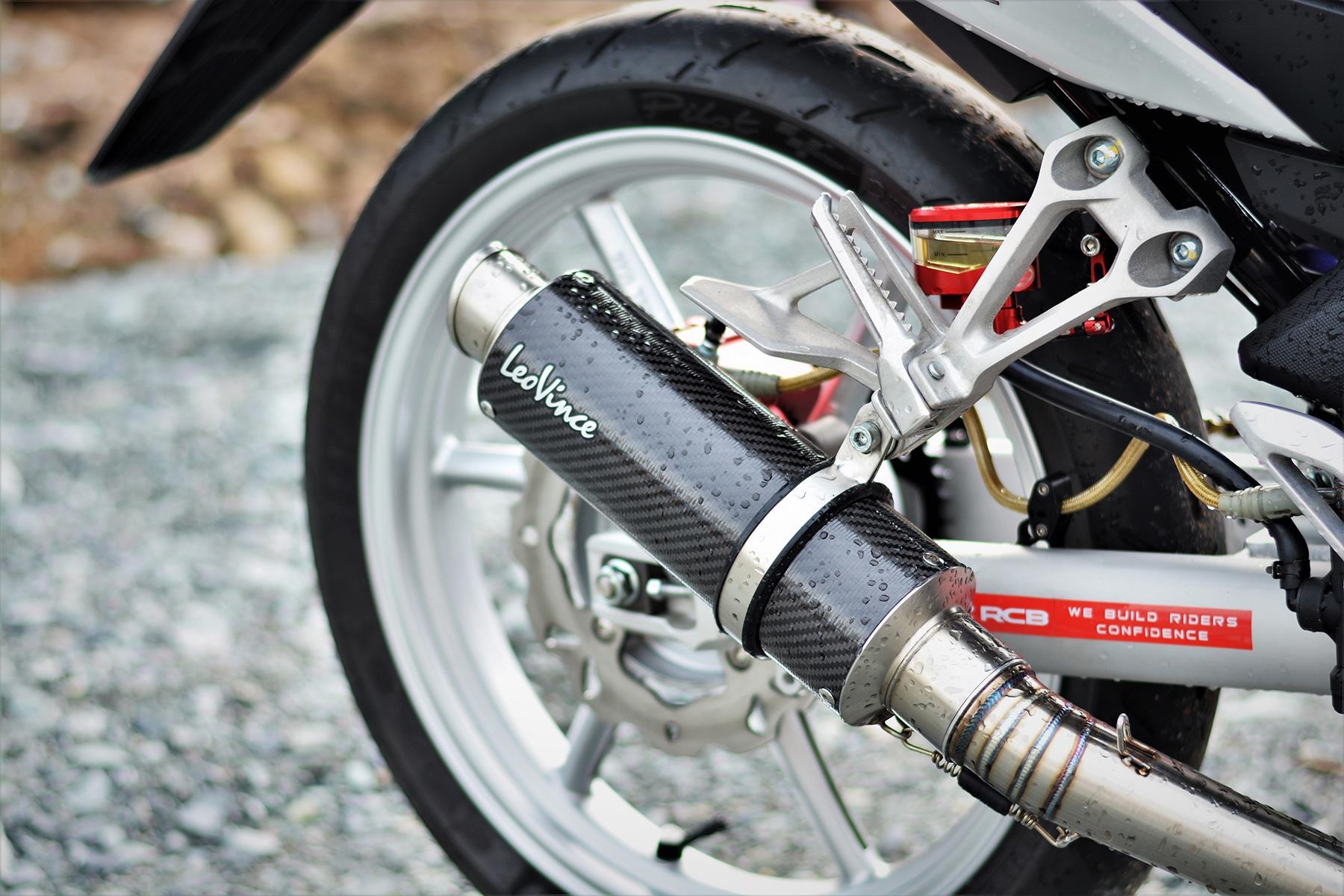 Winner X do loat phu kien RCB anh 7