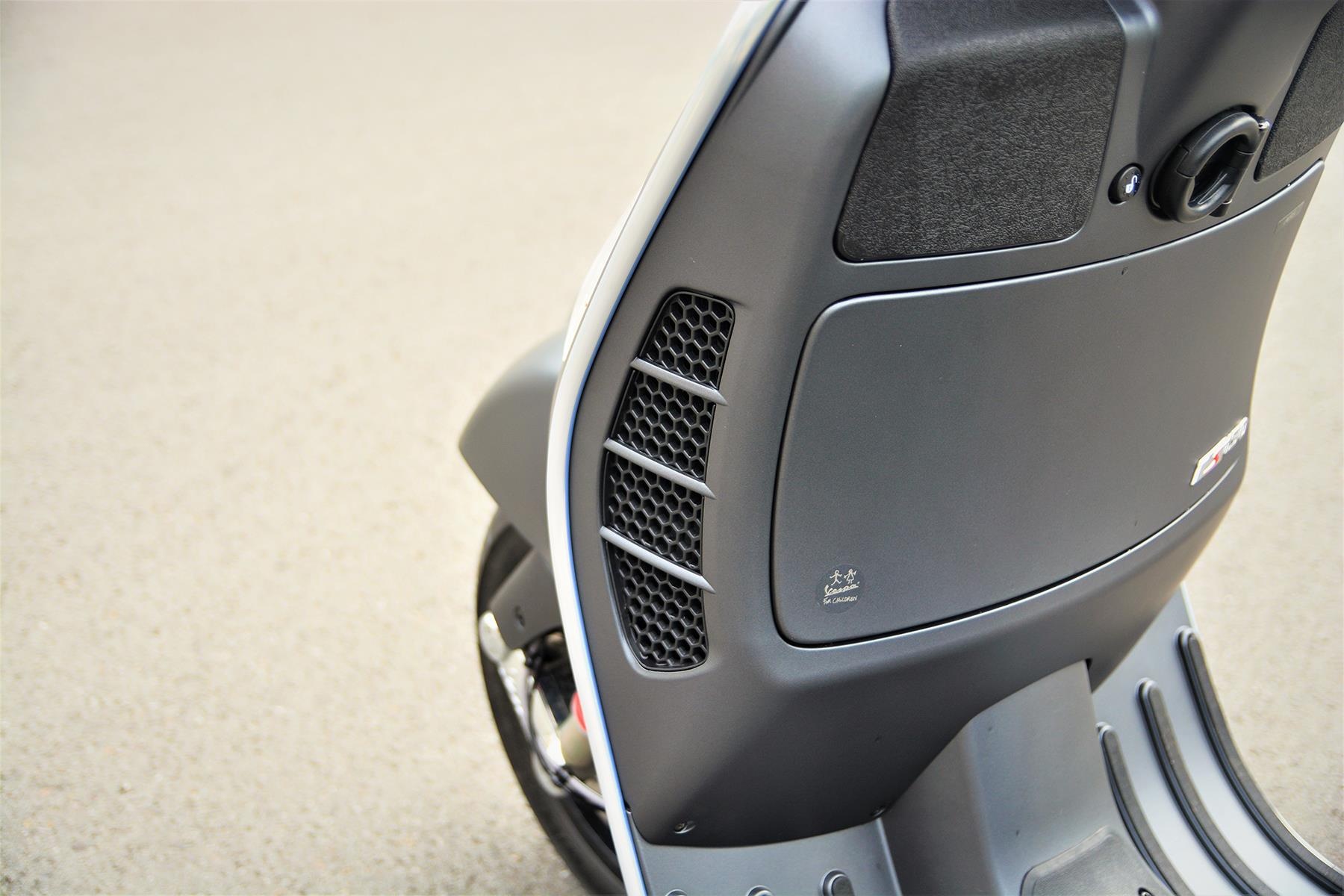 Đánh giá Vespa GTS Super 150 ảnh 5 Danh gia Vespa GTS Super 150 anh 5