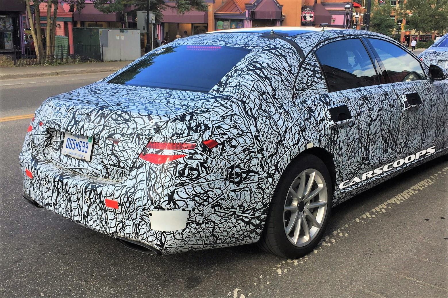 Mercedes-Benz S-Class the he moi lot xac tu trong ra ngoai hinh anh