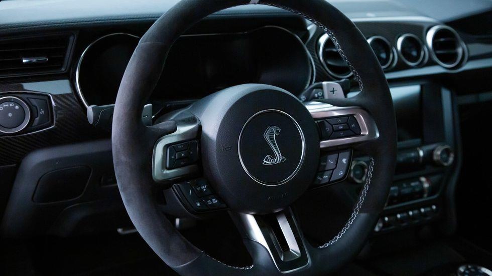 Ford tang mot chiec Shellby Mustang GT500 anh 6