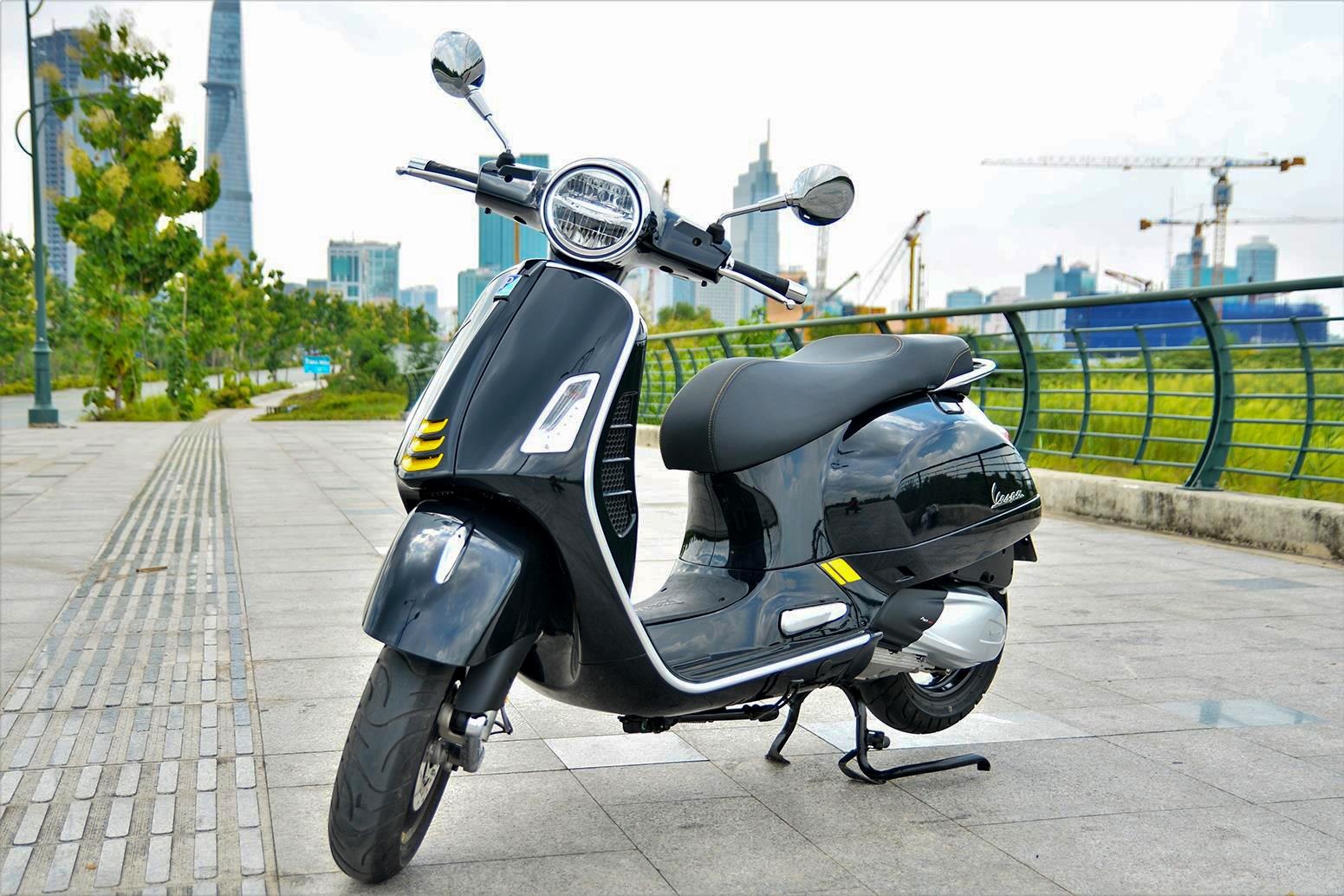 Chi tiet Vespa GTS 300 HPE - dong co moi, gia 155 trieu dong hinh anh