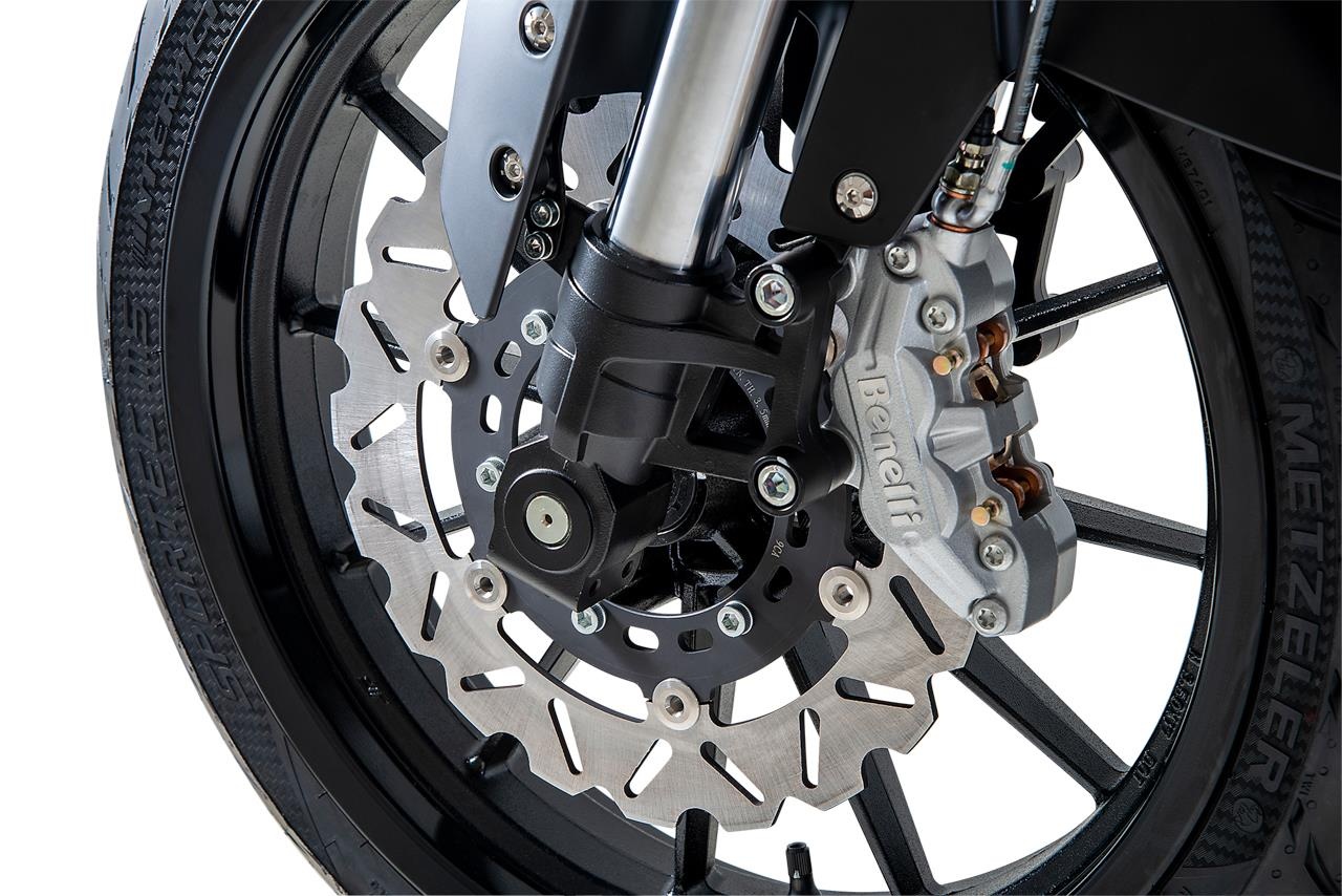 Benello TRK 251 va Leoncino 250 cap ben DNA anh 7