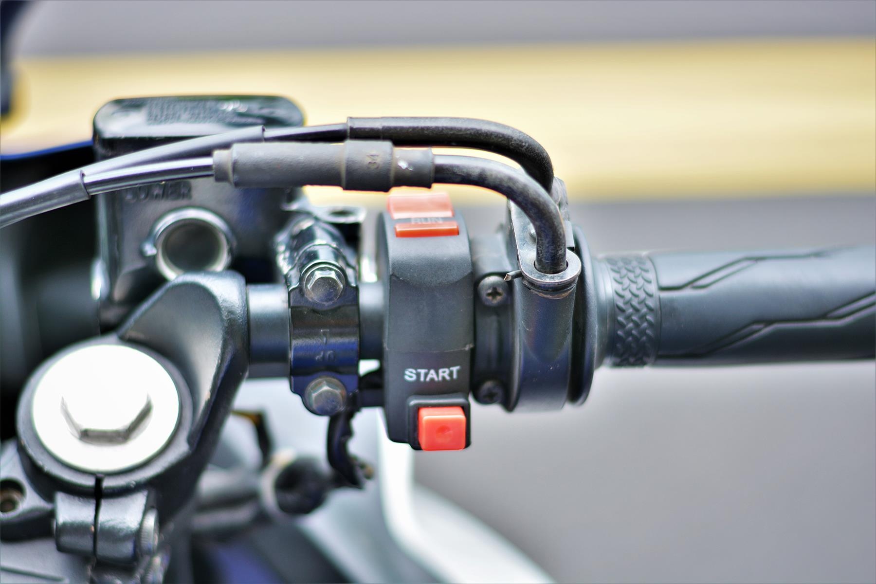 Yamaha R3 phien ban xe dua anh 5