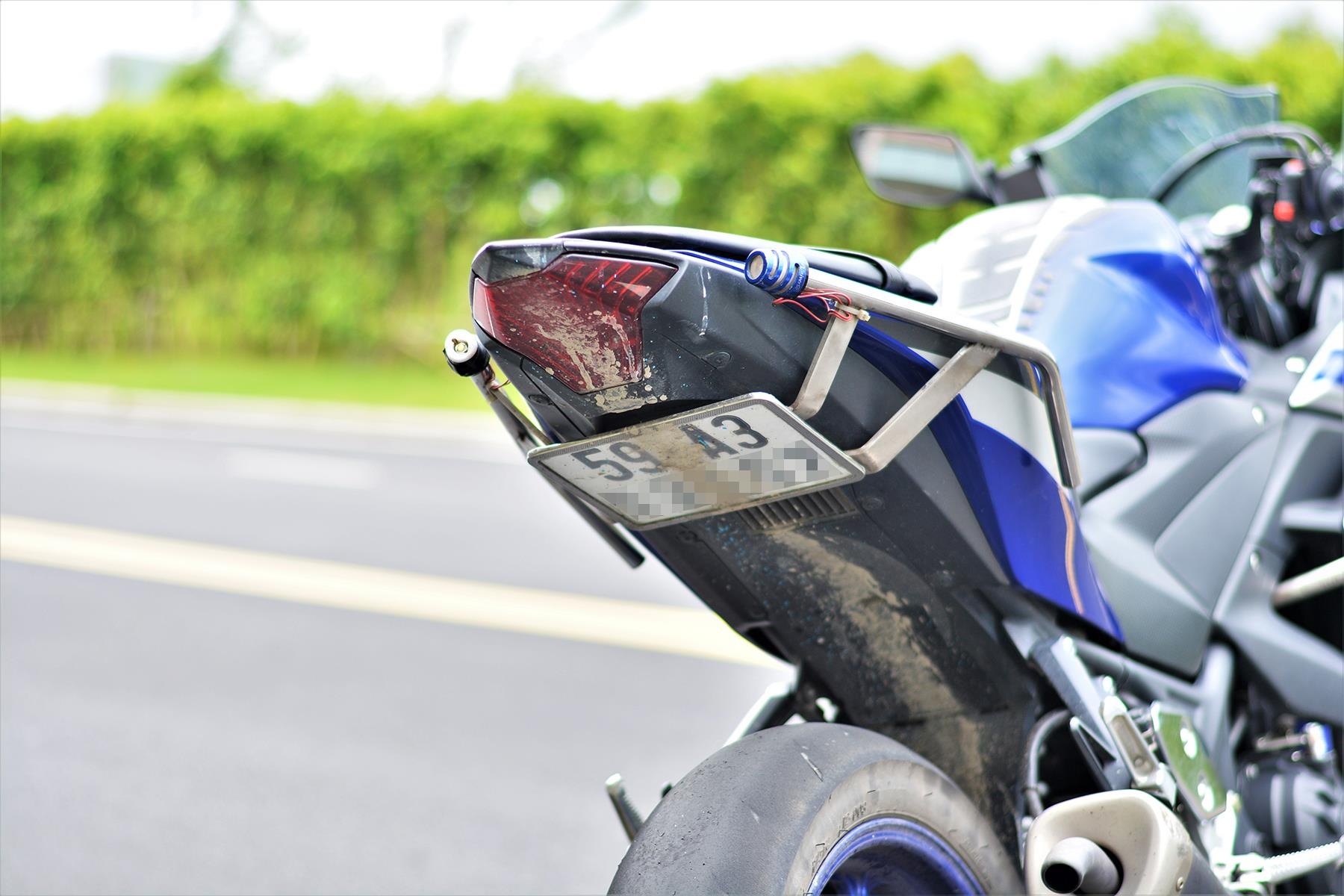 Yamaha R3 phien ban xe dua anh 8