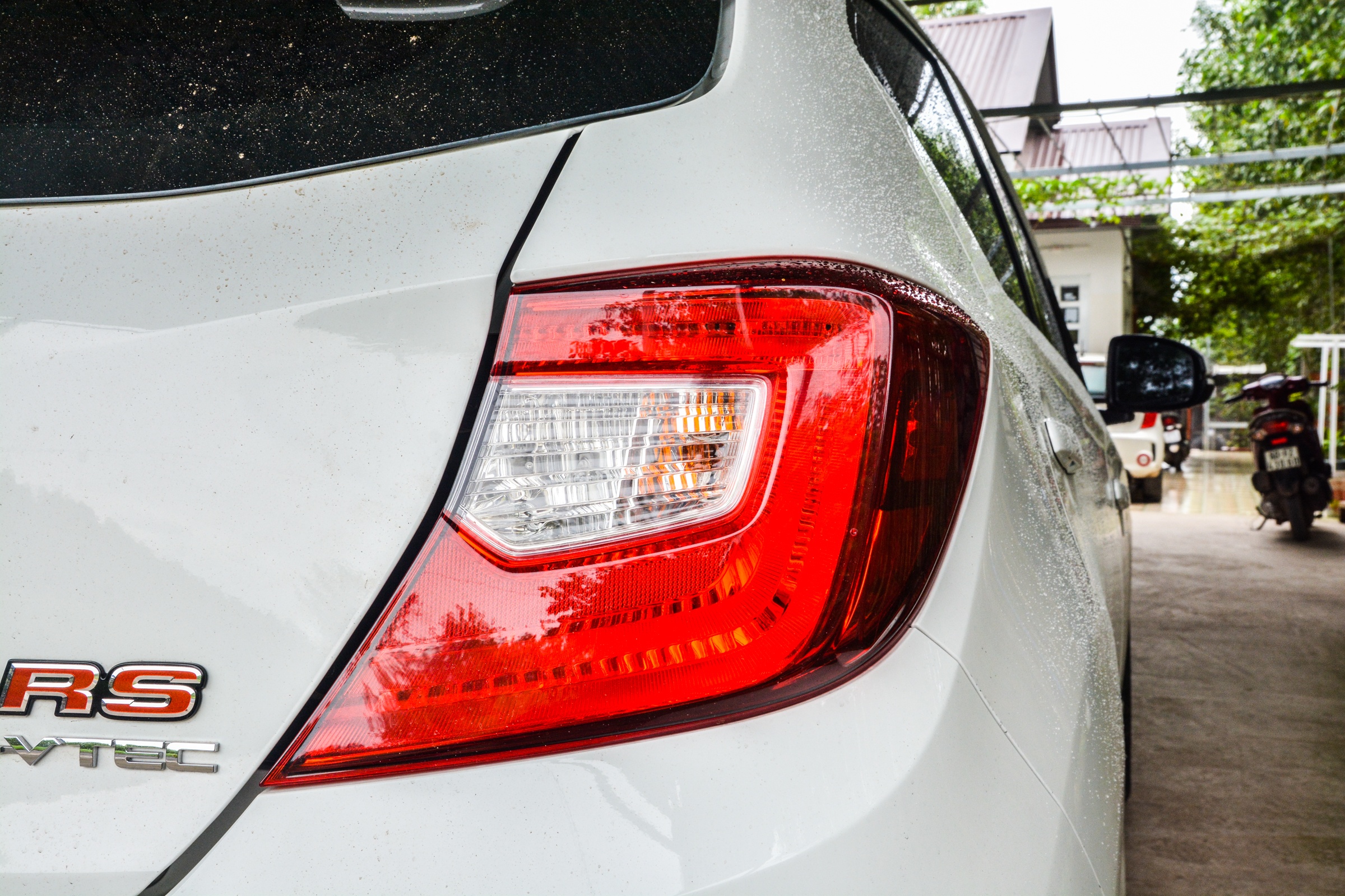 Đánh giá khả năng vận hành của Honda Brio ảnh 9 Danh gia kha nang van hanh cua Honda Brio anh 9