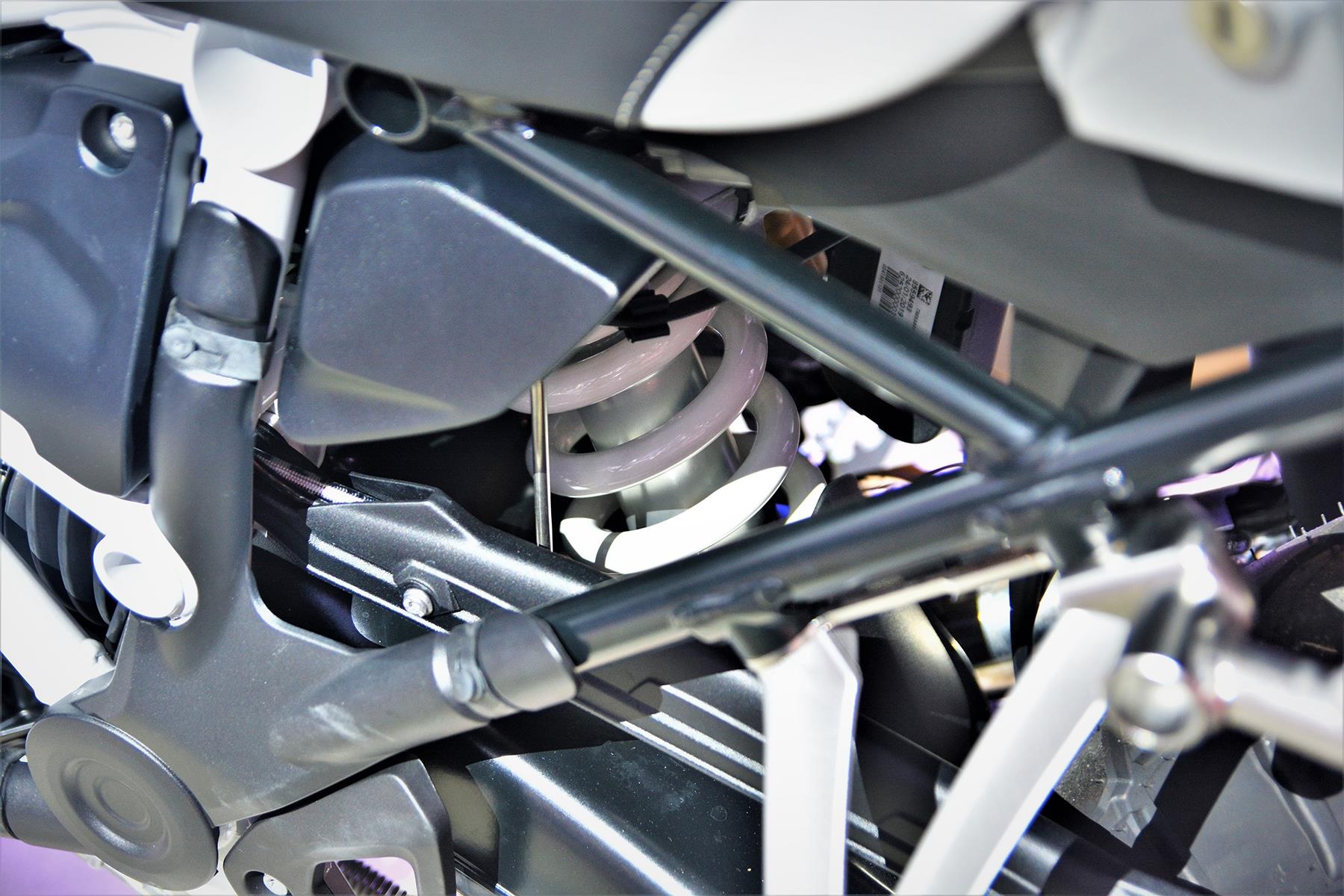 BMW ra mat R 1250 GS ,  R 1250 GSA va F 800 GS anh 12