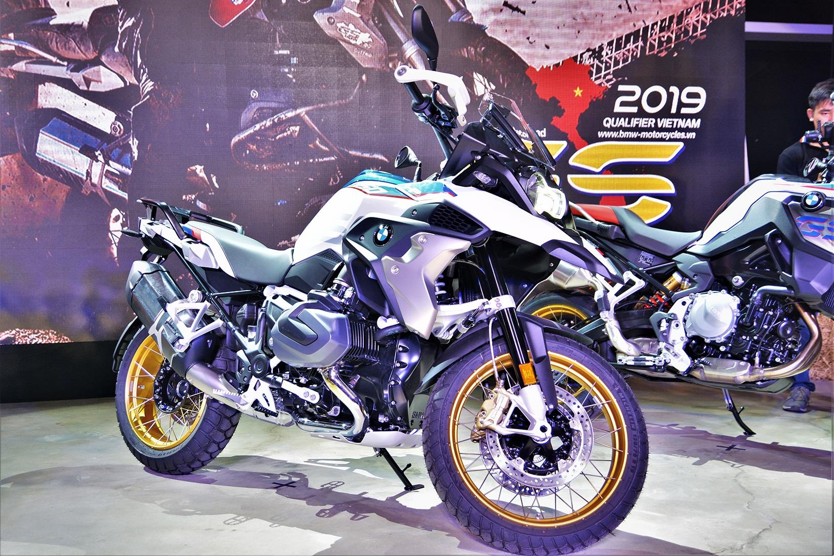 BMW ra mat R 1250 GS ,  R 1250 GSA va F 800 GS anh 1