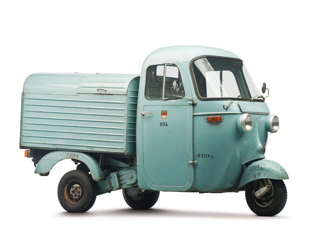 Vespa bi cam luu hanh tai Italy anh 2