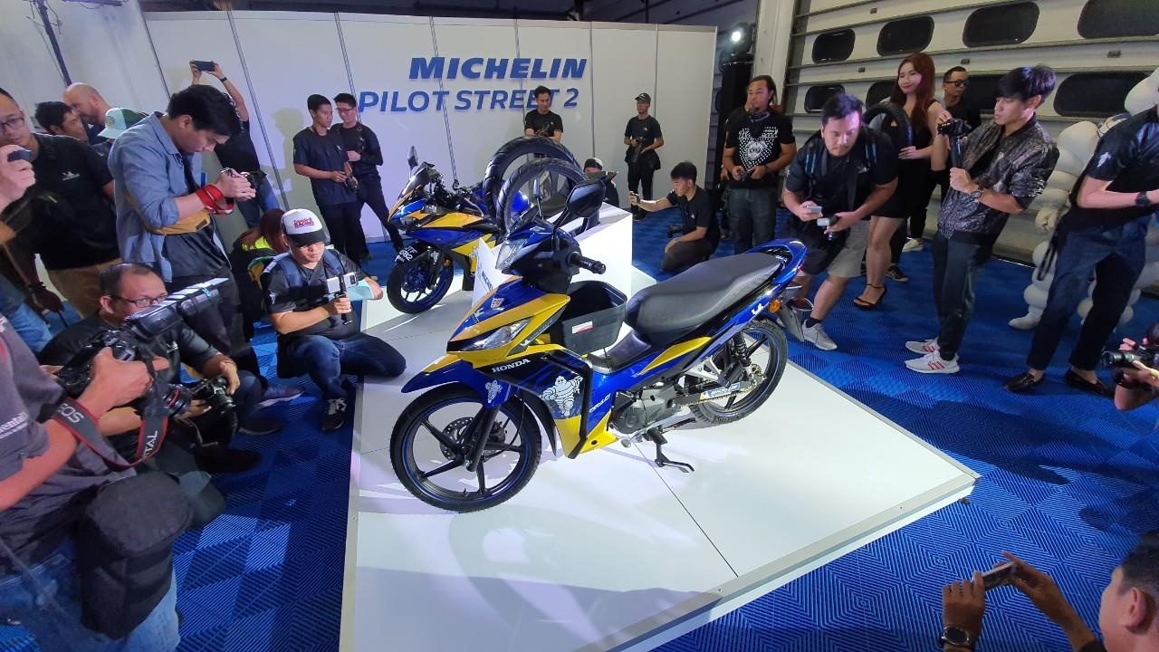 Michelin ra mat dong lop moi Pilot Street 2 anh 8