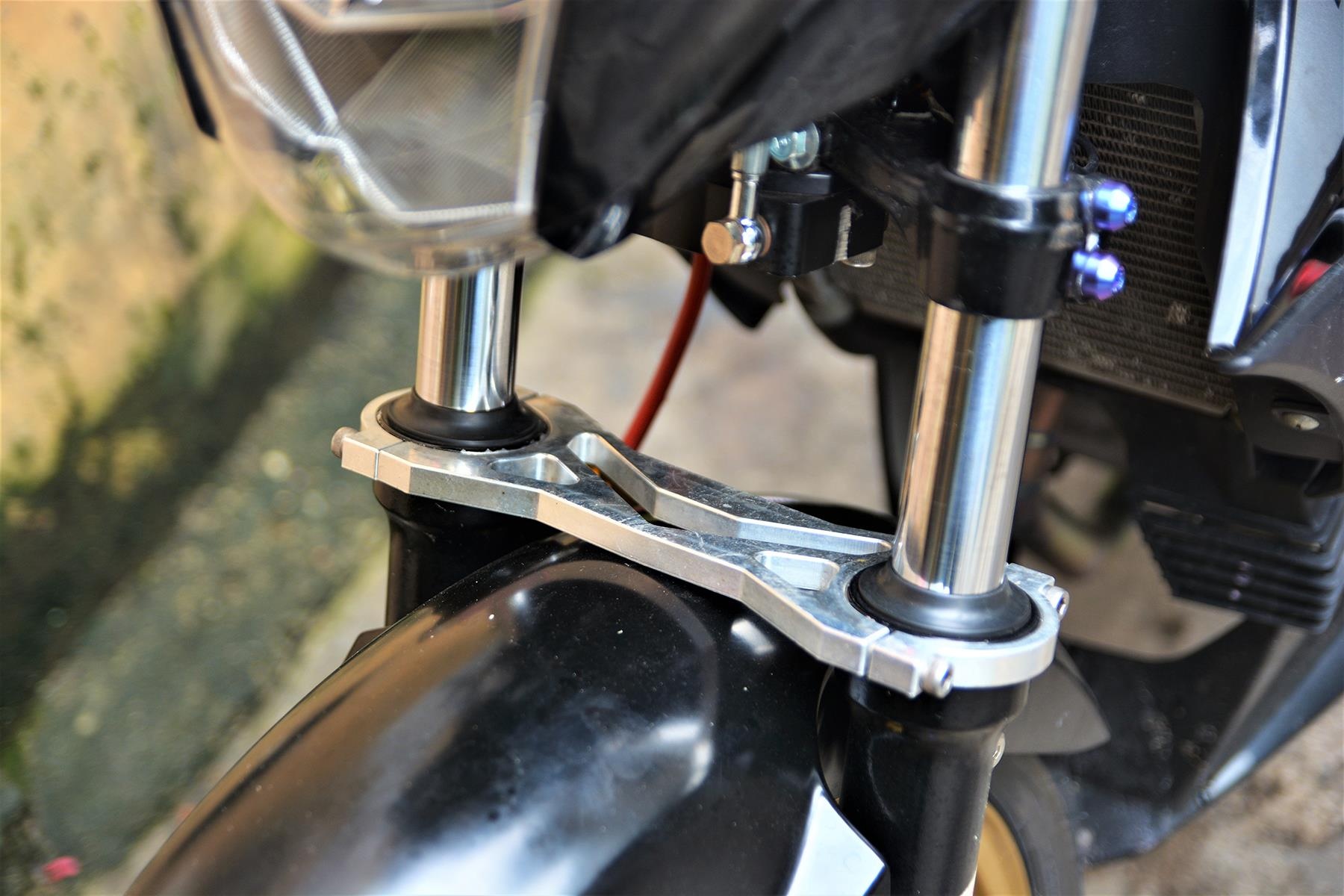 Suzuki Raider phien ban xe dua anh 8