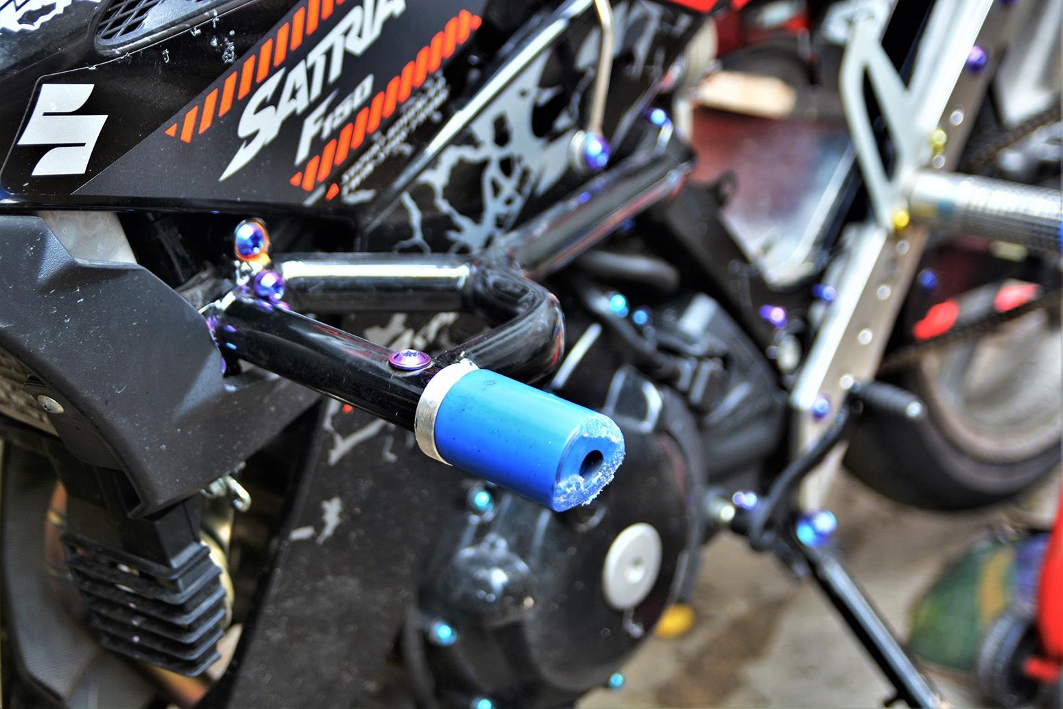 Suzuki Raider phien ban xe dua anh 9