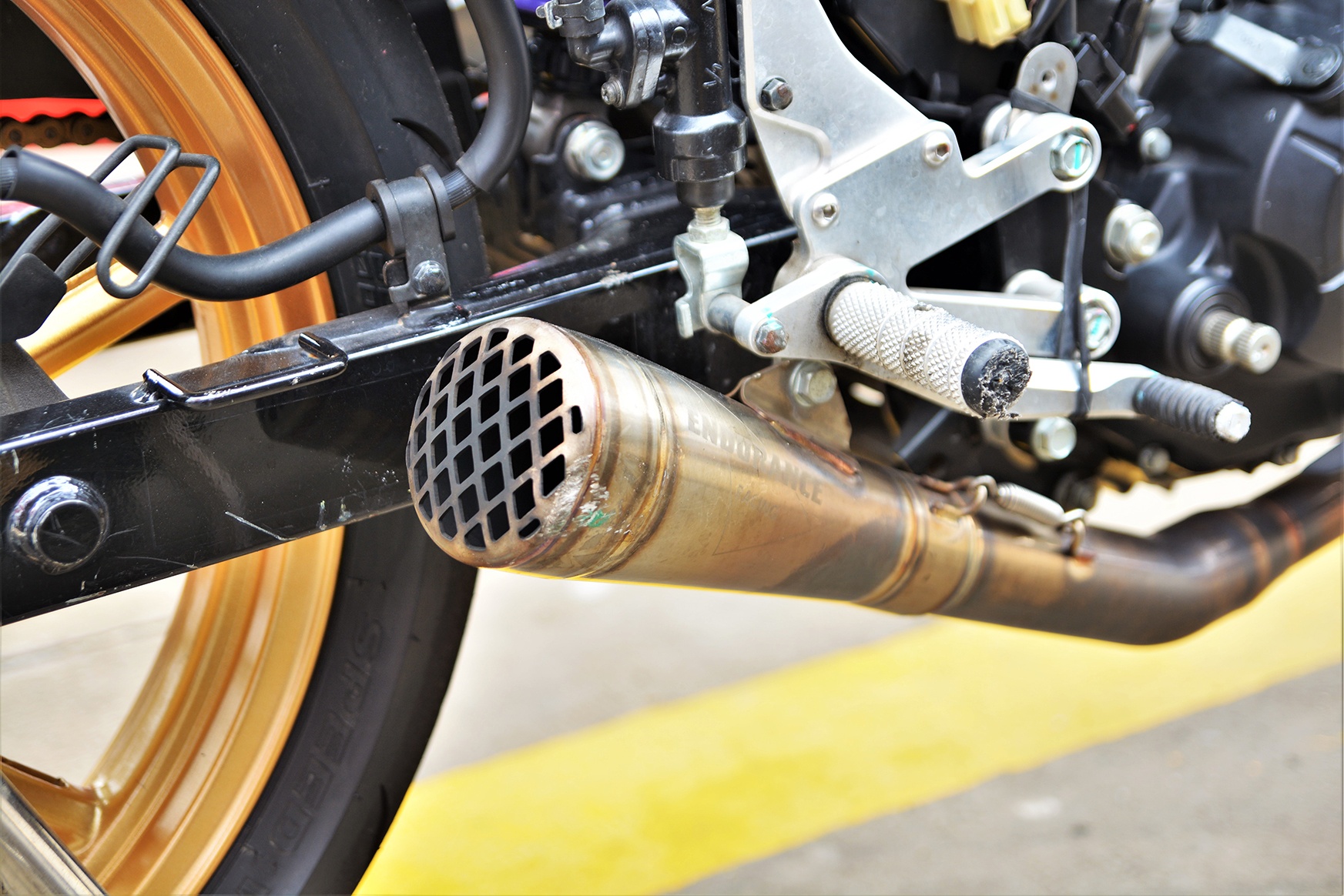 Winner X phien ban dua chinh hang anh 10