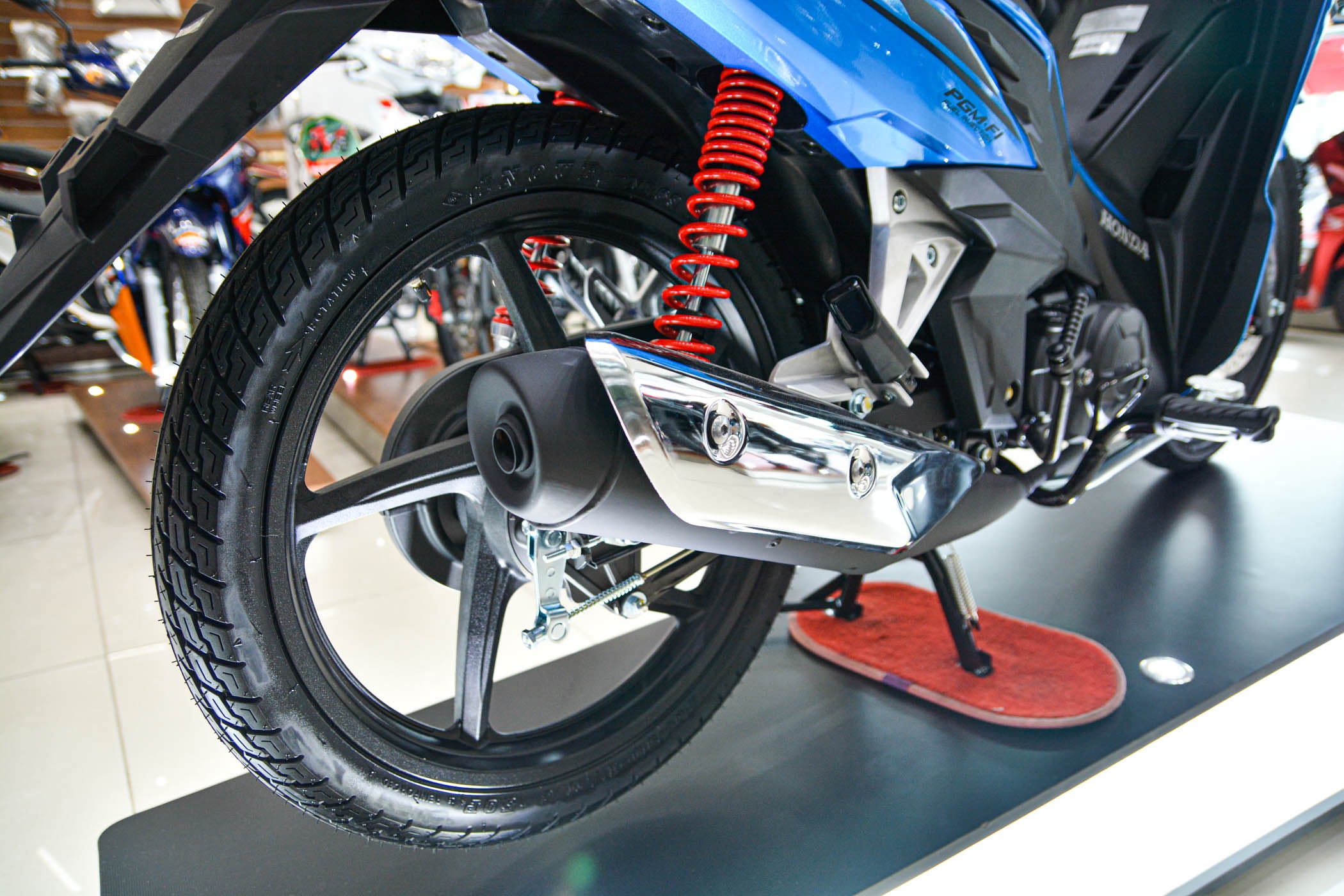 Honda Wave RSX doi moi 2019 cap ben dai ly anh 12