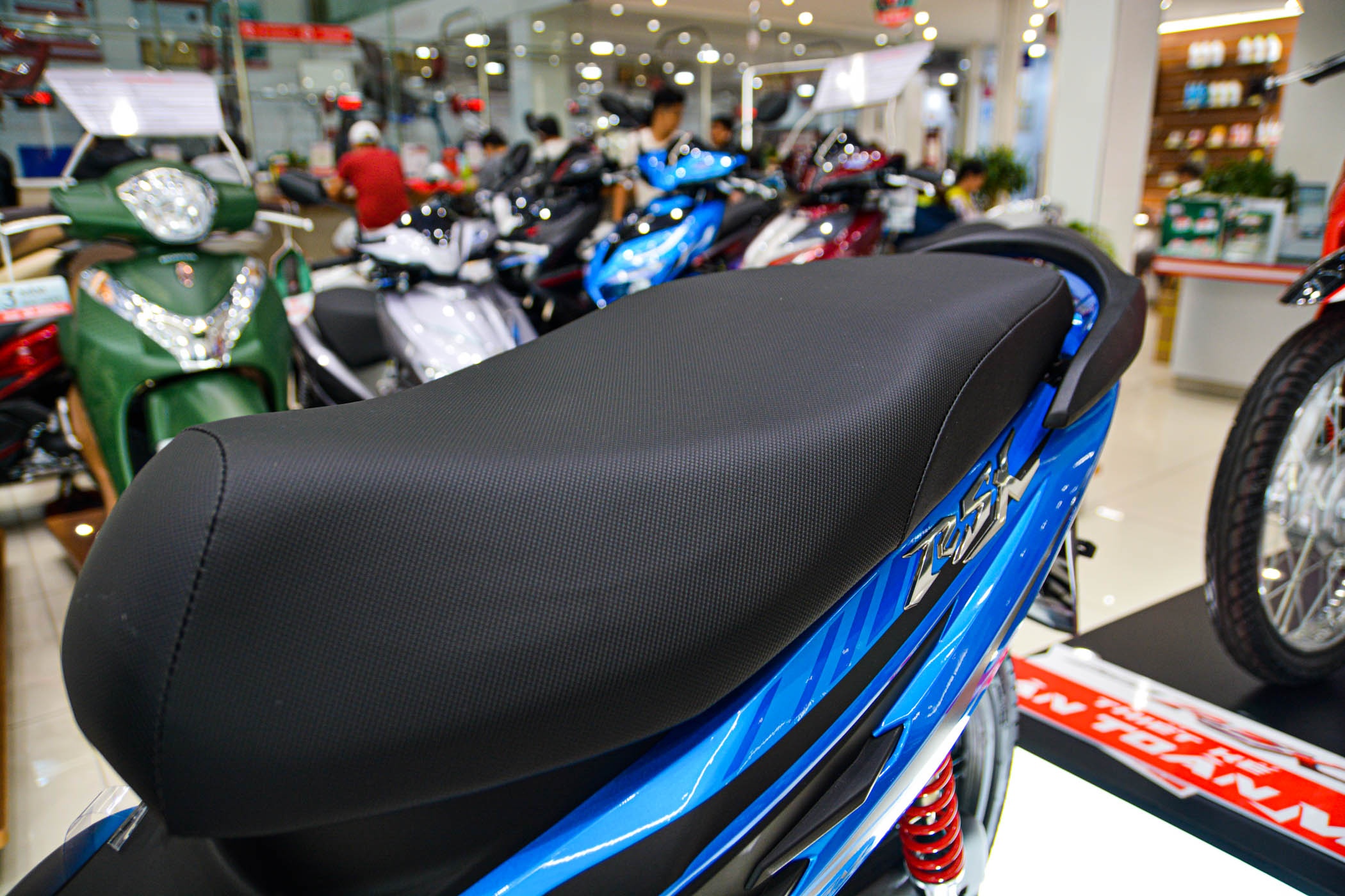 Honda Wave RSX doi moi 2019 cap ben dai ly anh 10