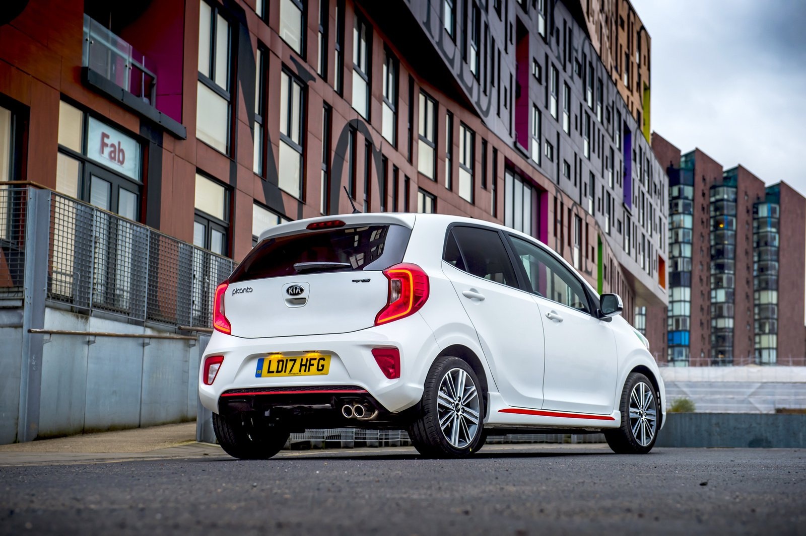 Kia Morning sap co them phien ban xe dien anh 7