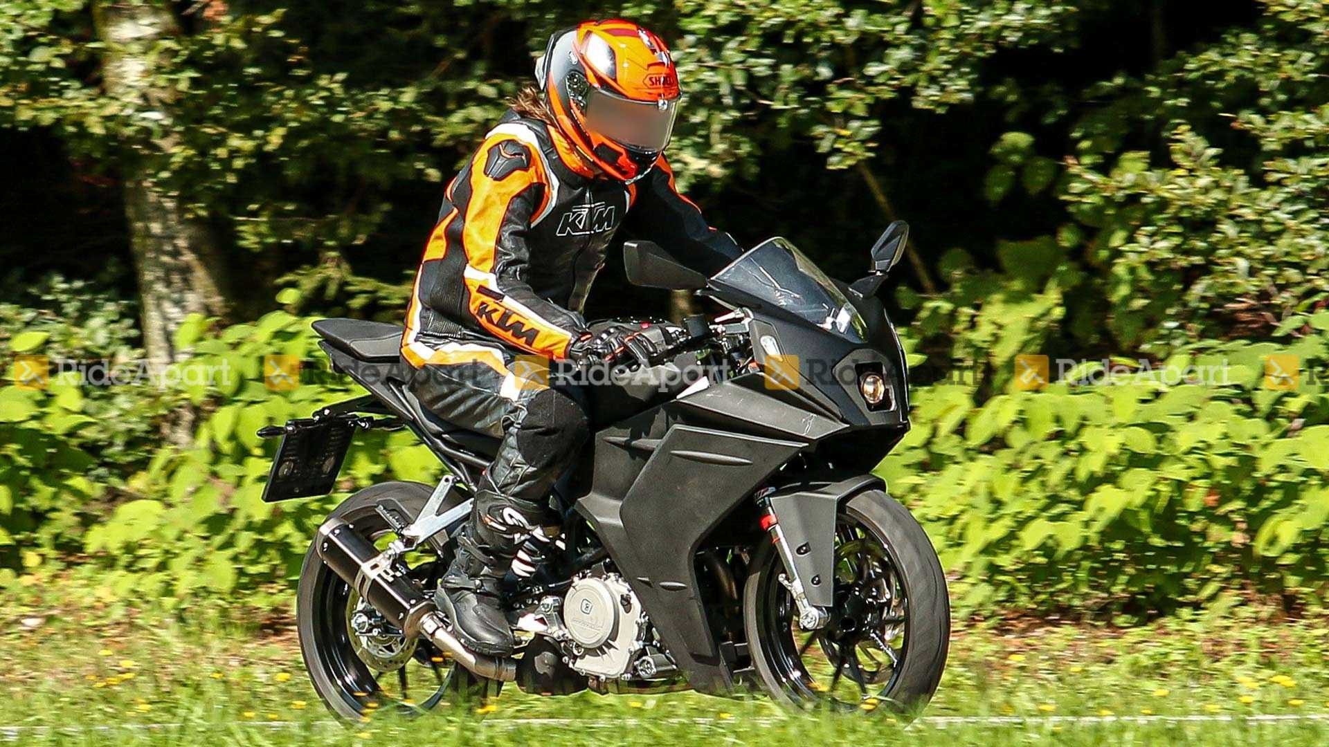 KTM RC390 the he moi lo dien anh 1