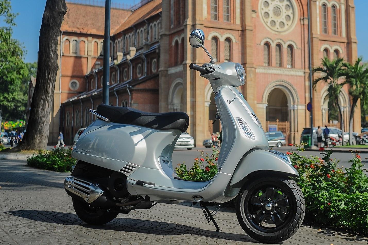 Piaggio thua kien cong ty Trung Quoc ve ban quyen Vespa LX hinh anh