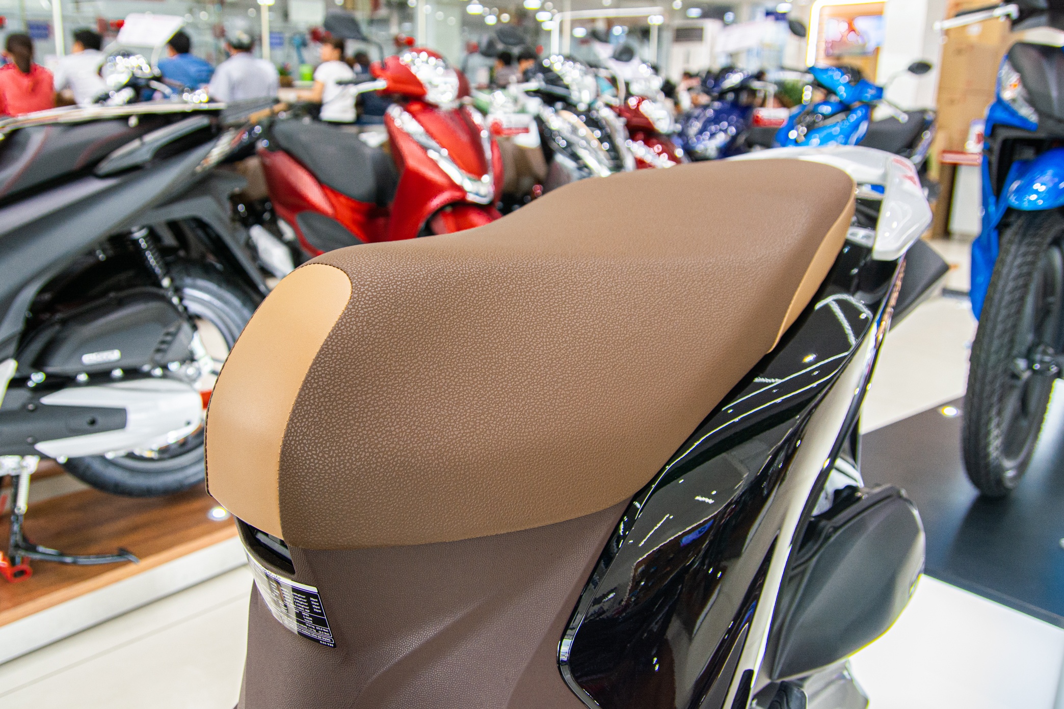 Chi tiet Honda Vision phien ban moi anh 7