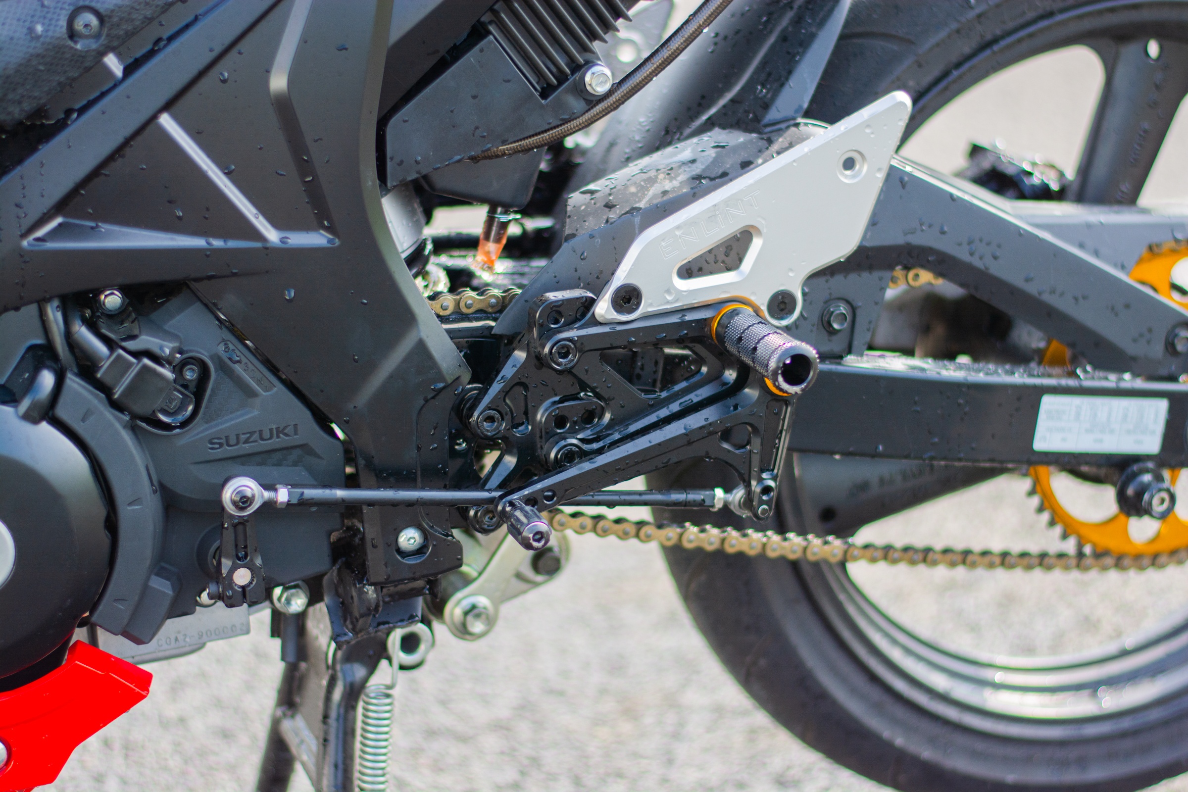 Suzuki GSX-S150 phien ban racing anh 7