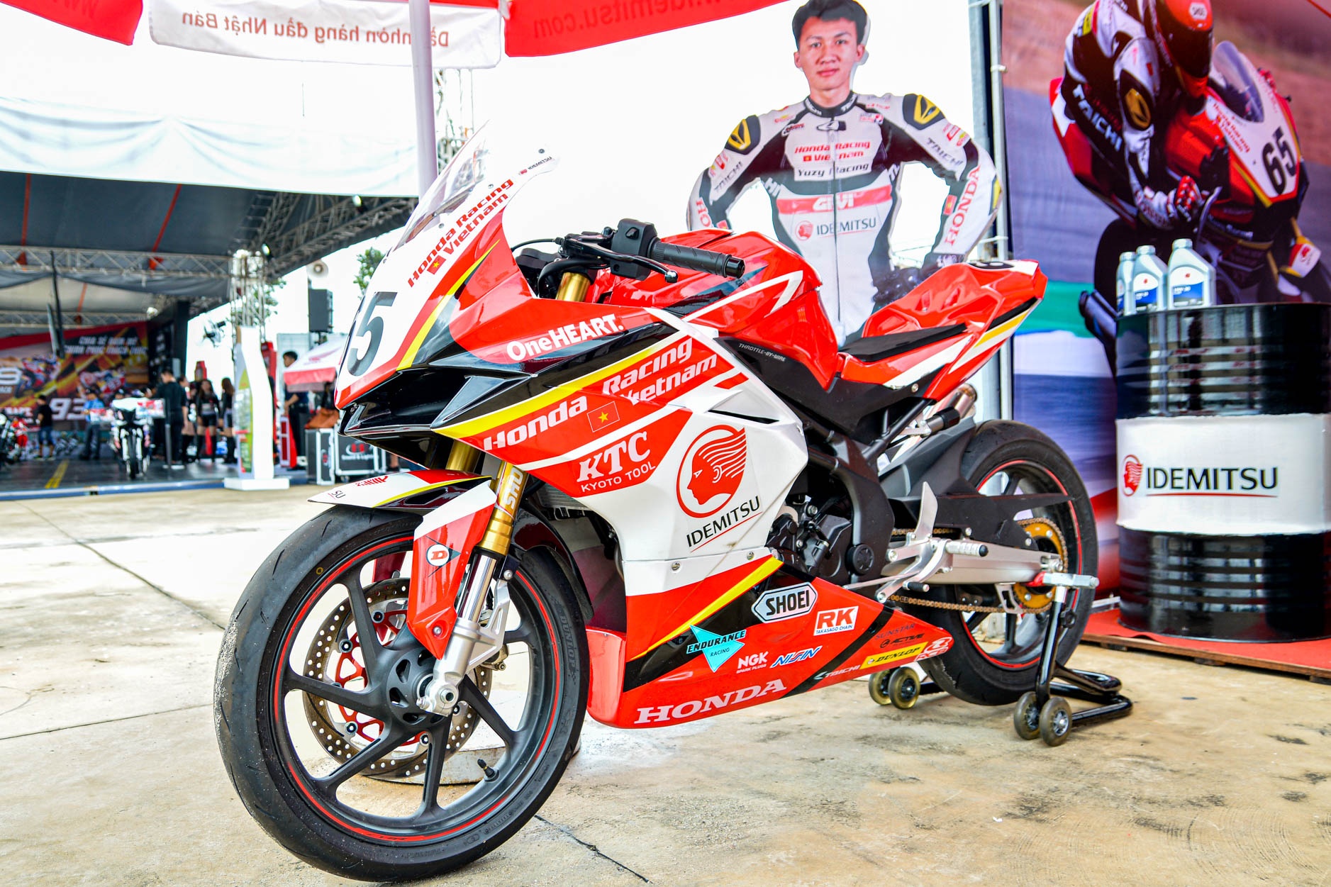 Honda CBR250RR cua tay dua Cao Viet Nam anh 1