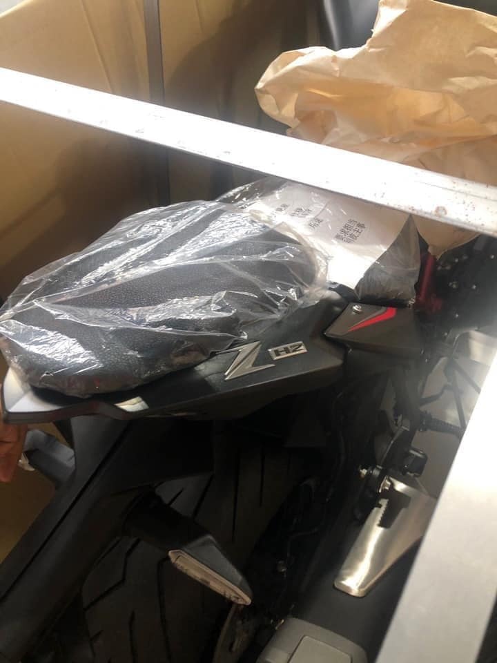 Kawasaki Z H2 lộ diện ảnh 5 Kawasaki Z H2 lo dien anh 5