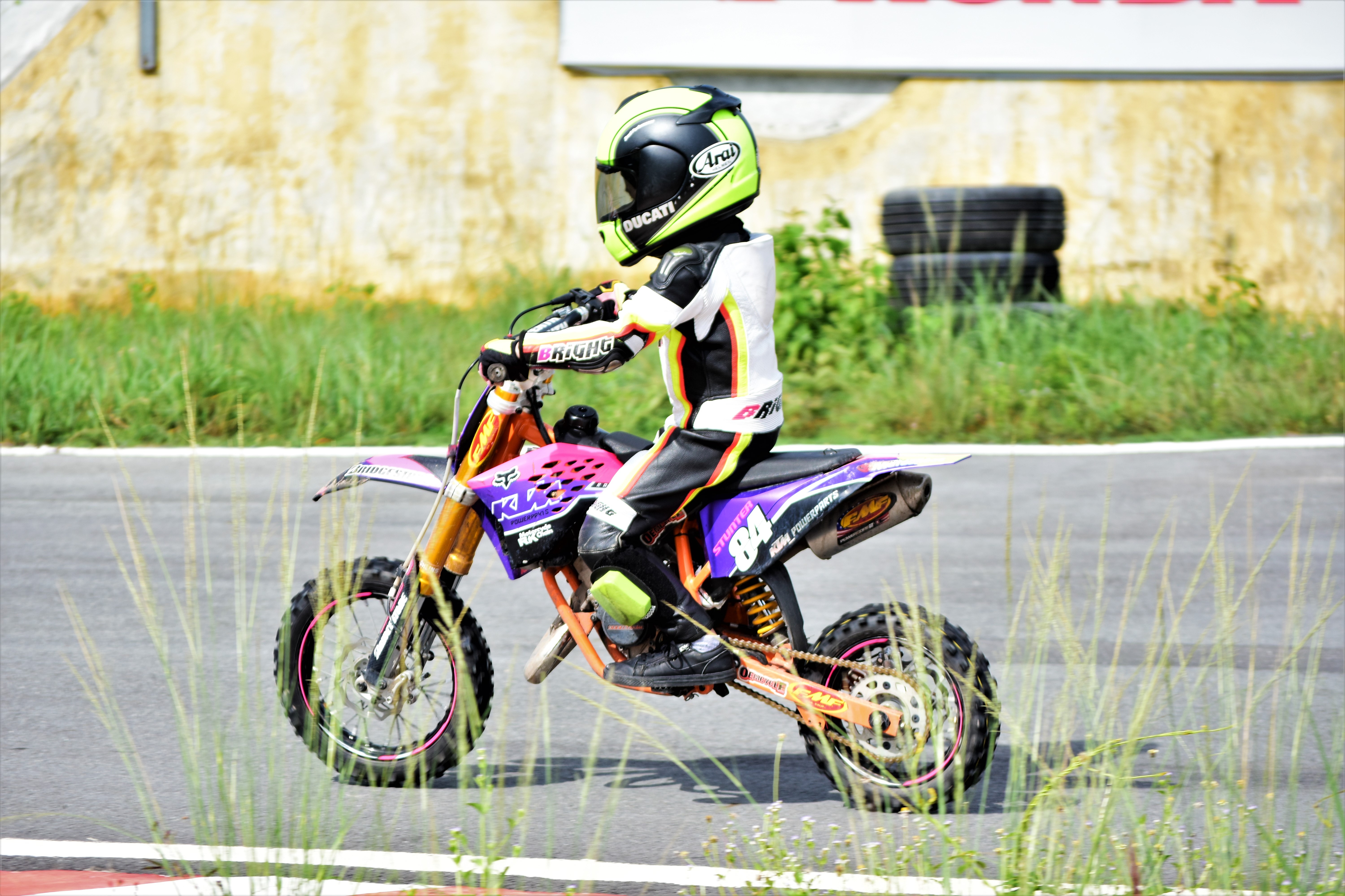 2 tay dua nhi Viet Nam du giai Thai Lan anh 2