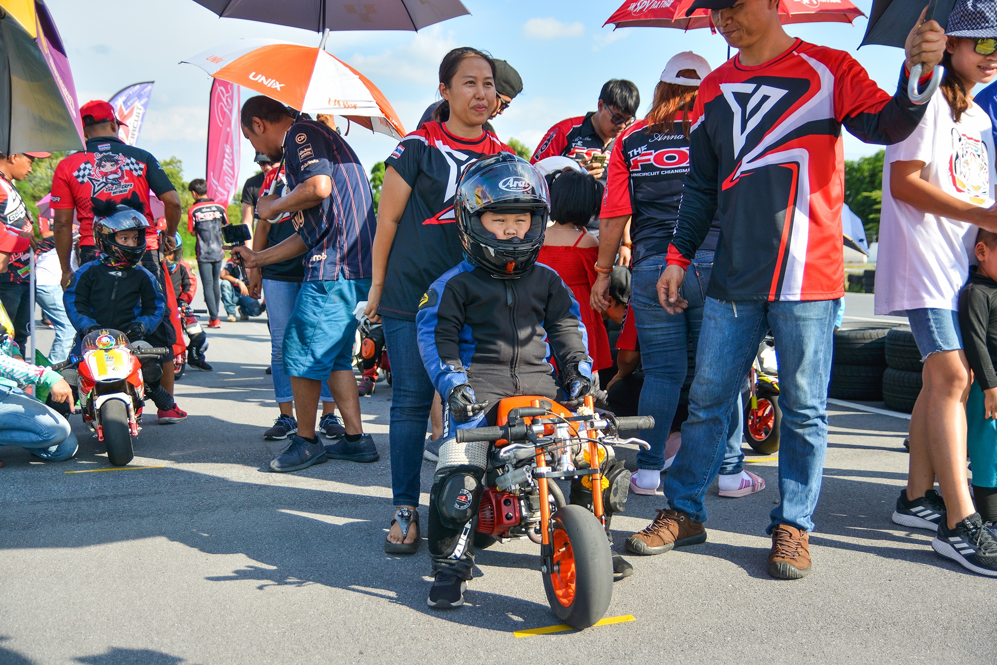 mot ngay tai giai dua xe lon nhat Thai Lan anh 25