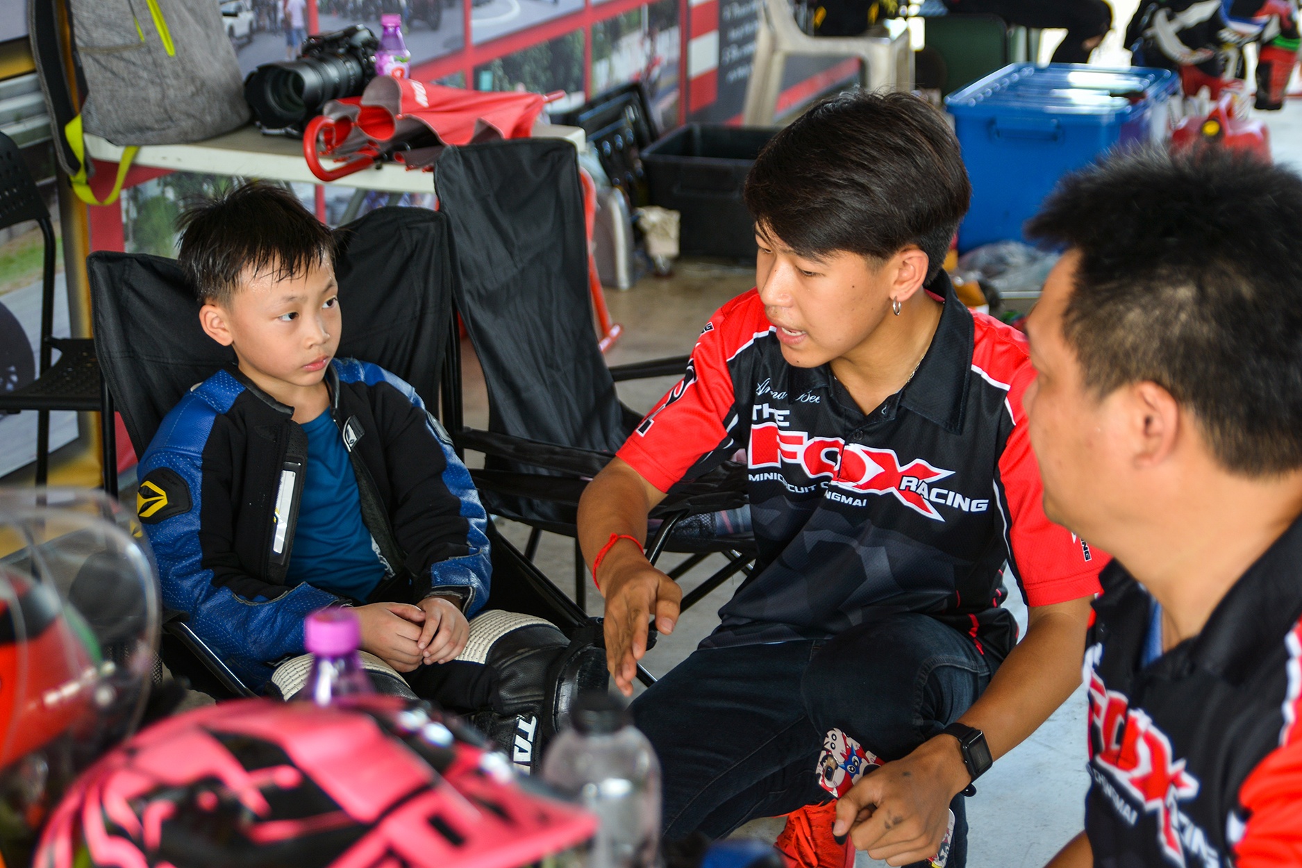 mot ngay tai giai dua xe lon nhat Thai Lan anh 9