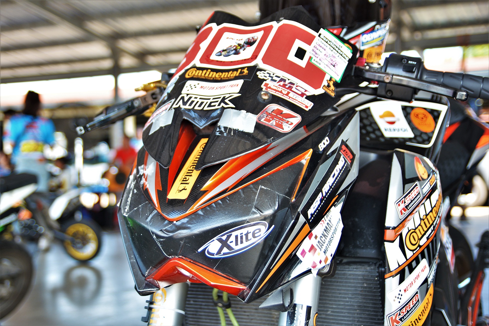 Chi tiet Kawasaki Z800 phien ban dua cua biker Thai Lan anh 3