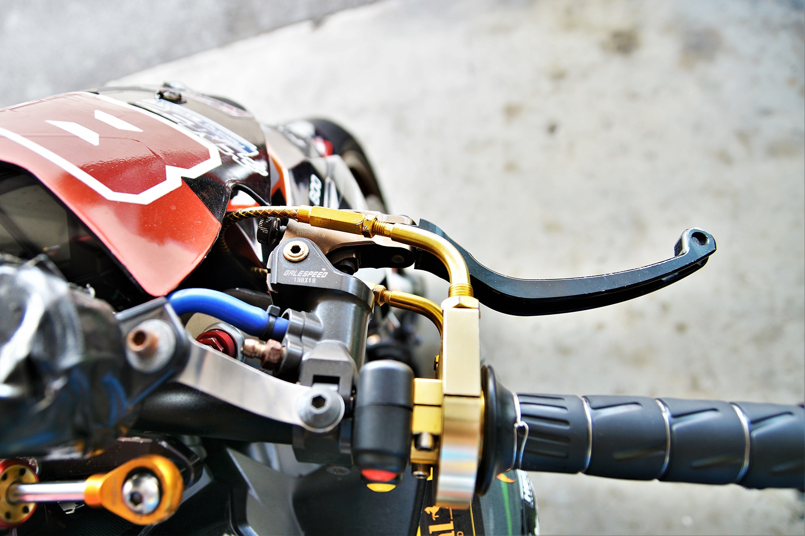 Chi tiet Kawasaki Z800 phien ban dua cua biker Thai Lan anh 6