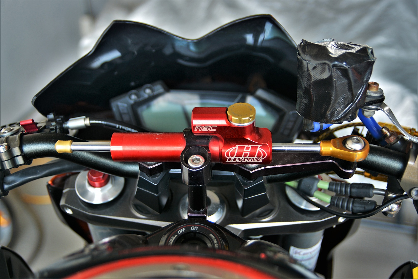 Chi tiet Kawasaki Z800 phien ban dua cua biker Thai Lan anh 7