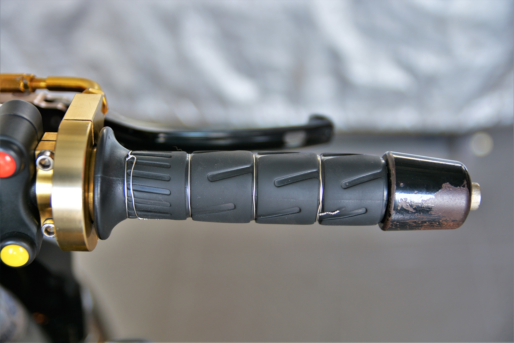 Chi tiet Kawasaki Z800 phien ban dua cua biker Thai Lan anh 8