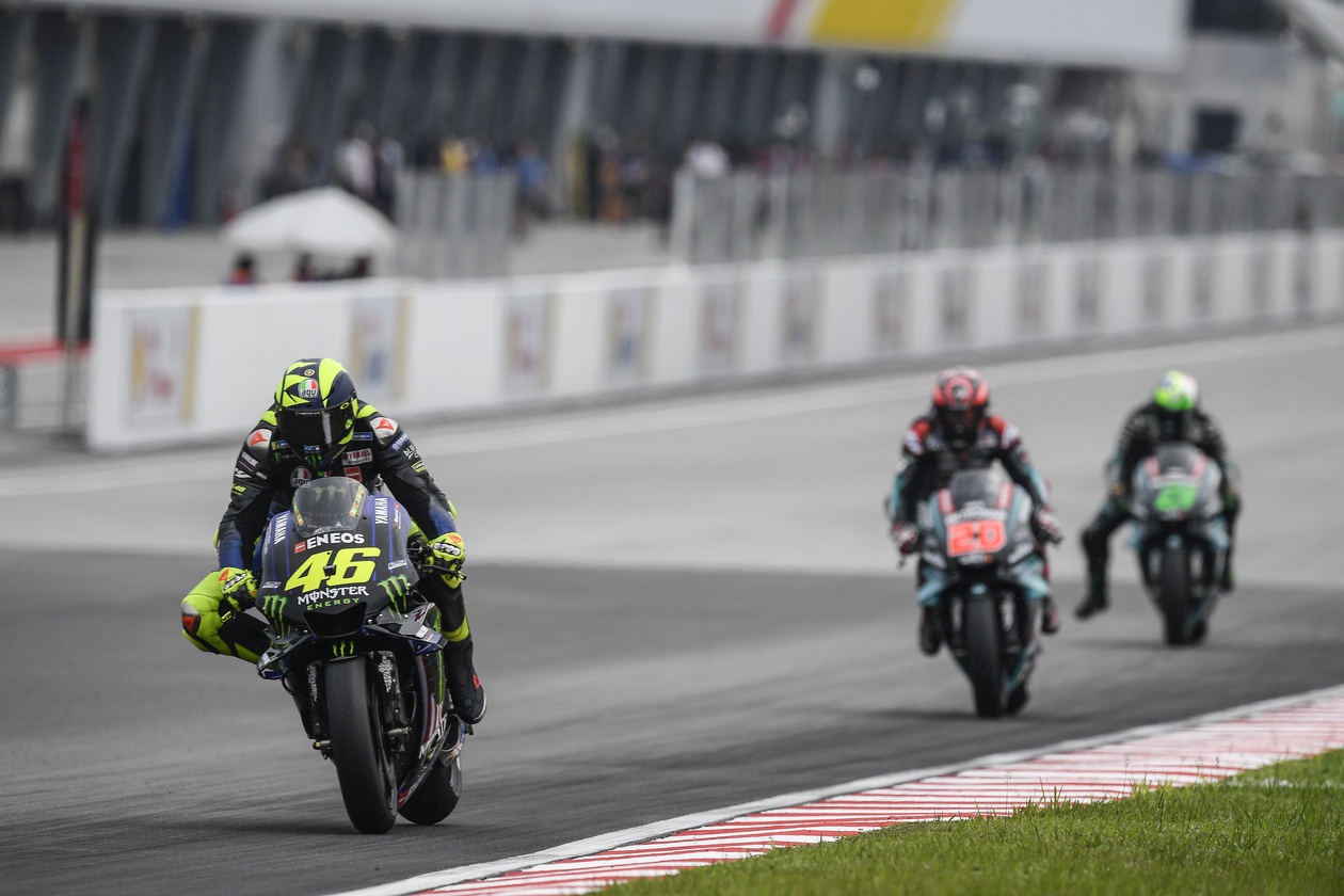 Valentino Rossi va ngay tro ve thanh dia Sepang anh 4