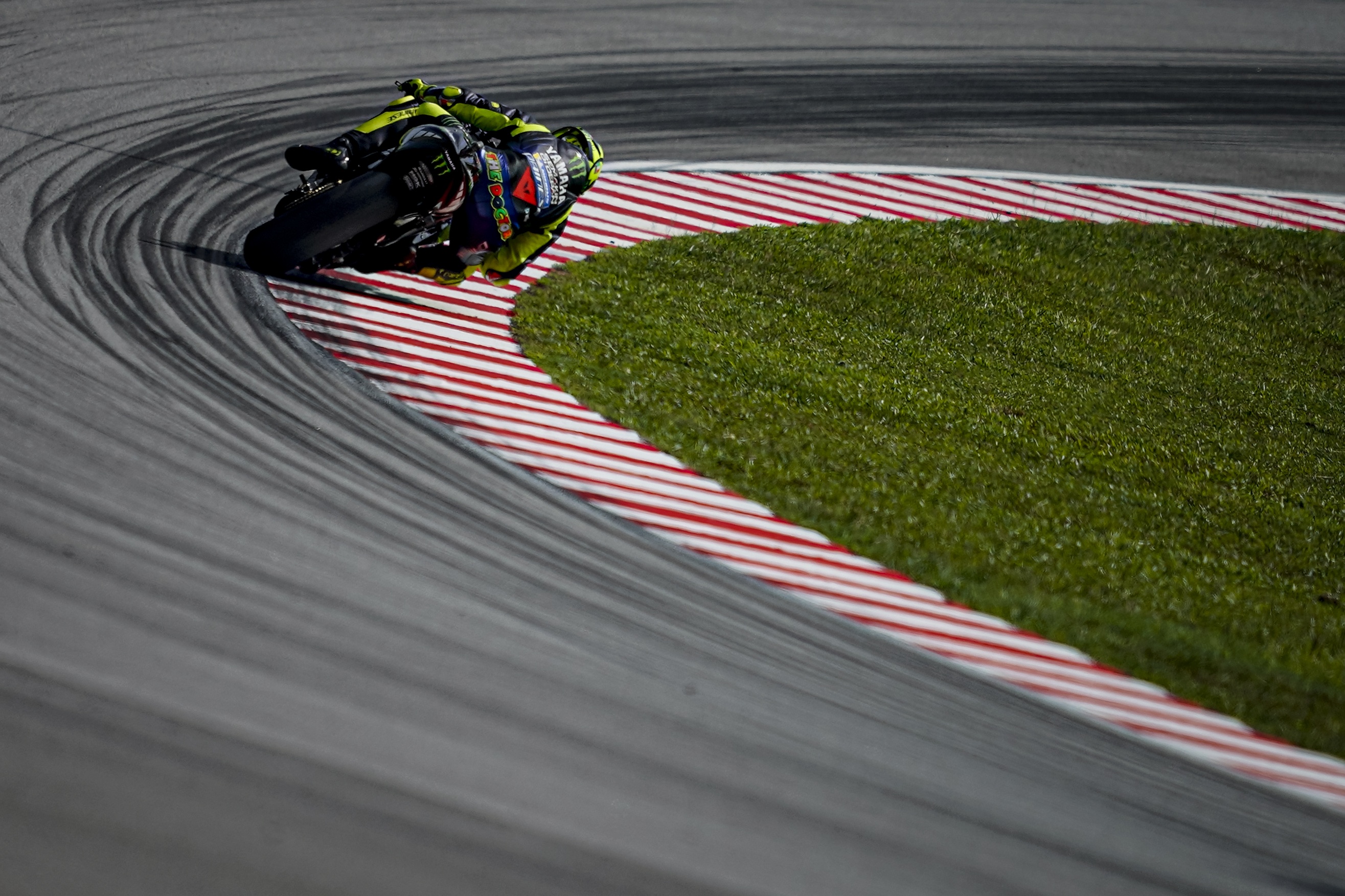 Valentino Rossi va ngay tro ve thanh dia Sepang anh 14