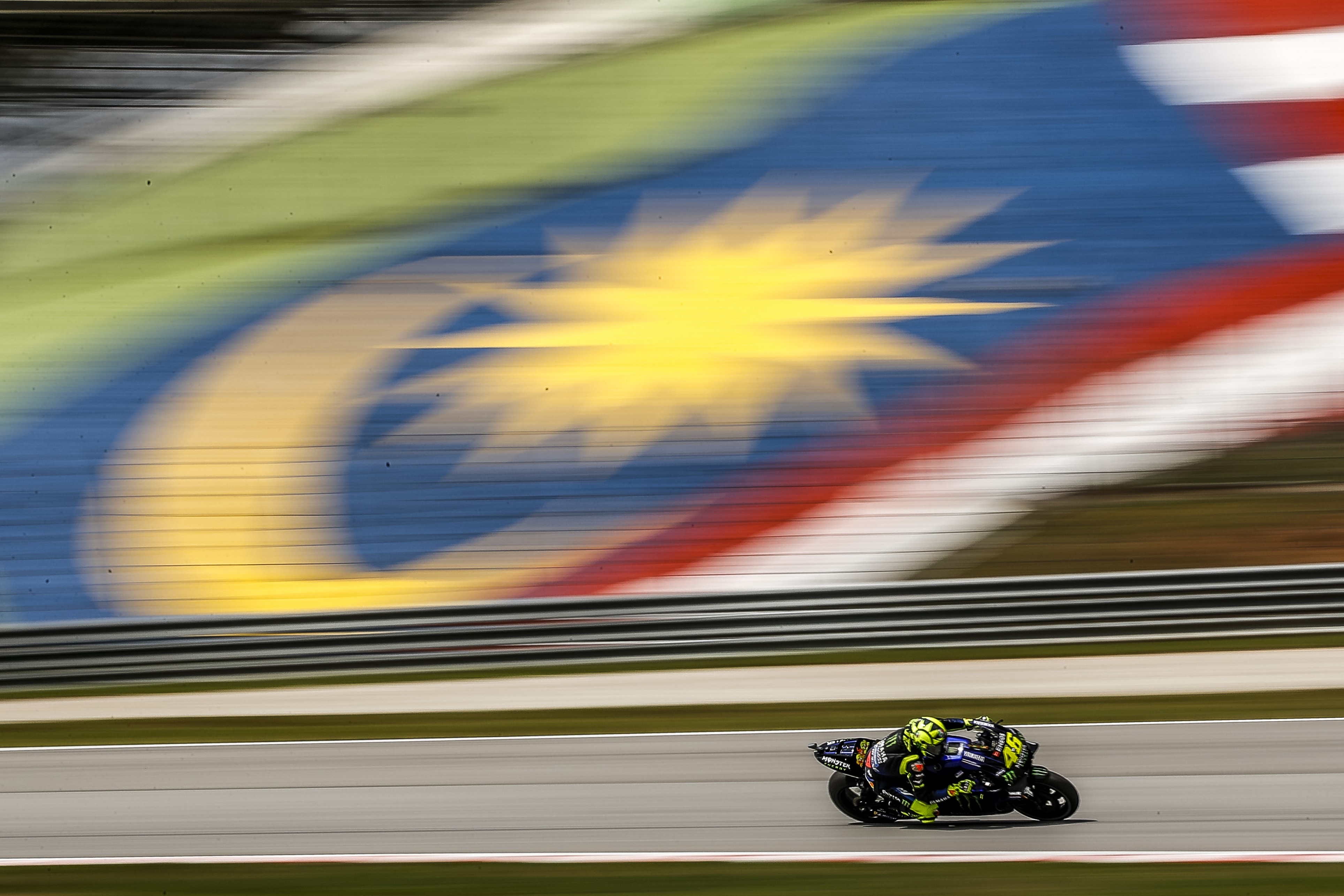 Valentino Rossi va ngay tro ve thanh dia Sepang anh 20