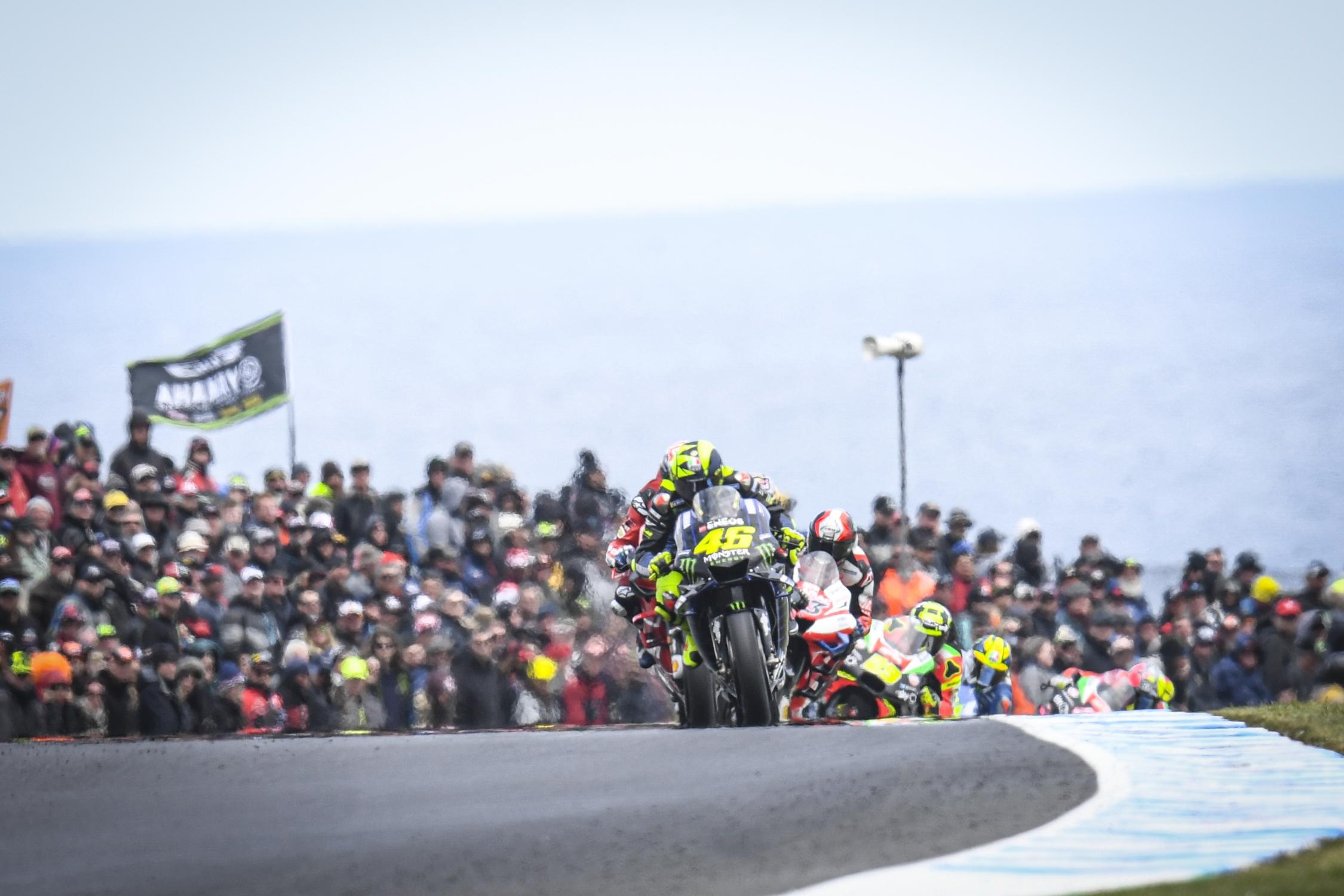 Valentino Rossi va ngay tro ve thanh dia Sepang anh 33