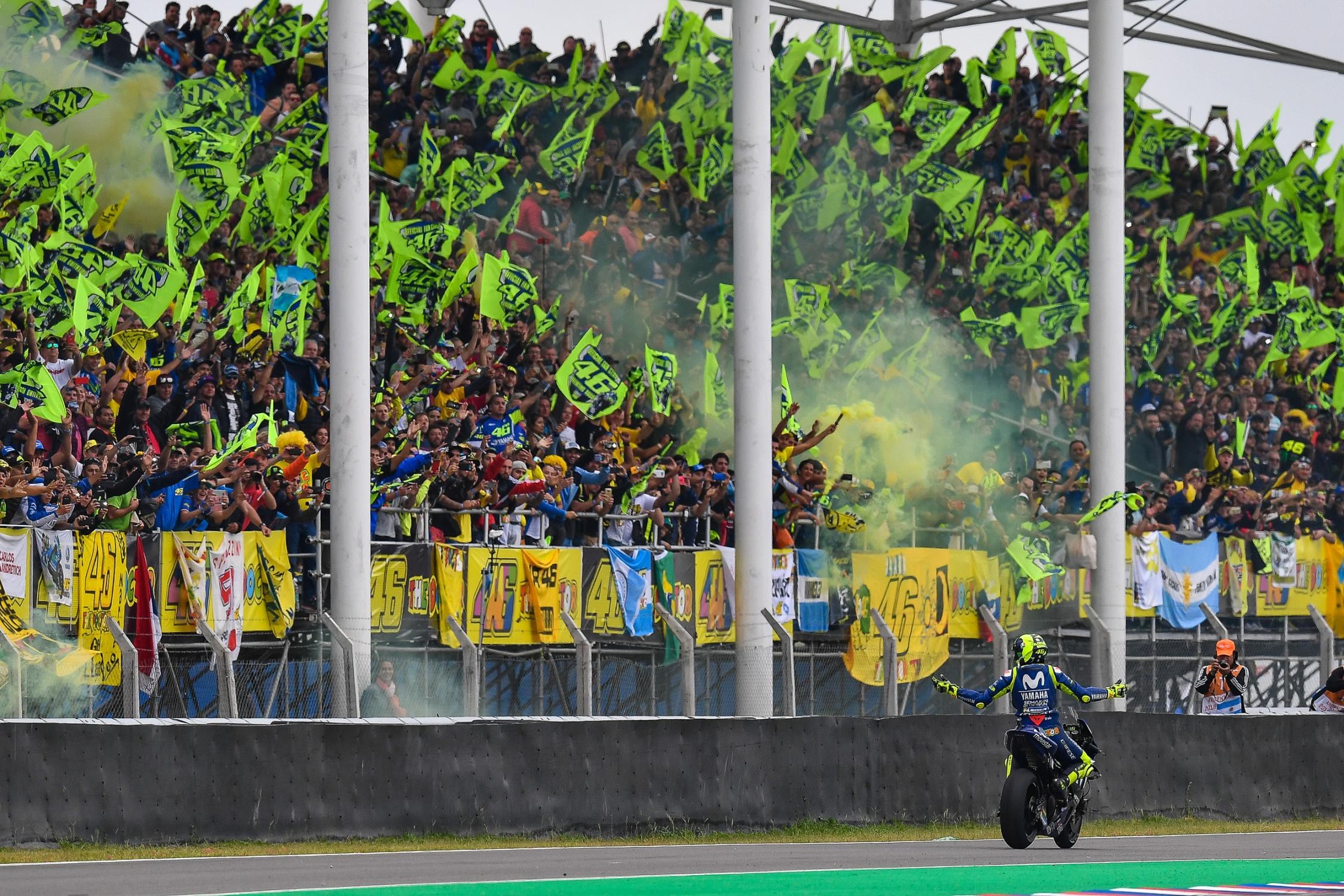Valentino Rossi va ngay tro ve thanh dia Sepang anh 35