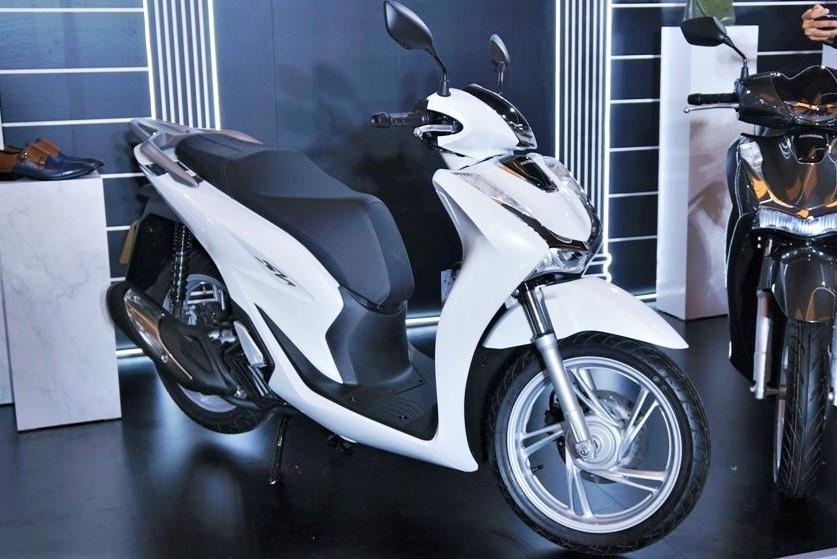 Nhung khac biet dang chu y cua Honda SH 2020 so voi the he cu hinh anh