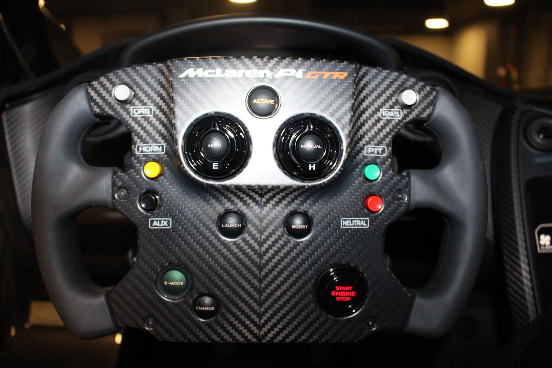 Sieu xe McLaren P1 GTR rao ban voi gia 4 trieu USD anh 4