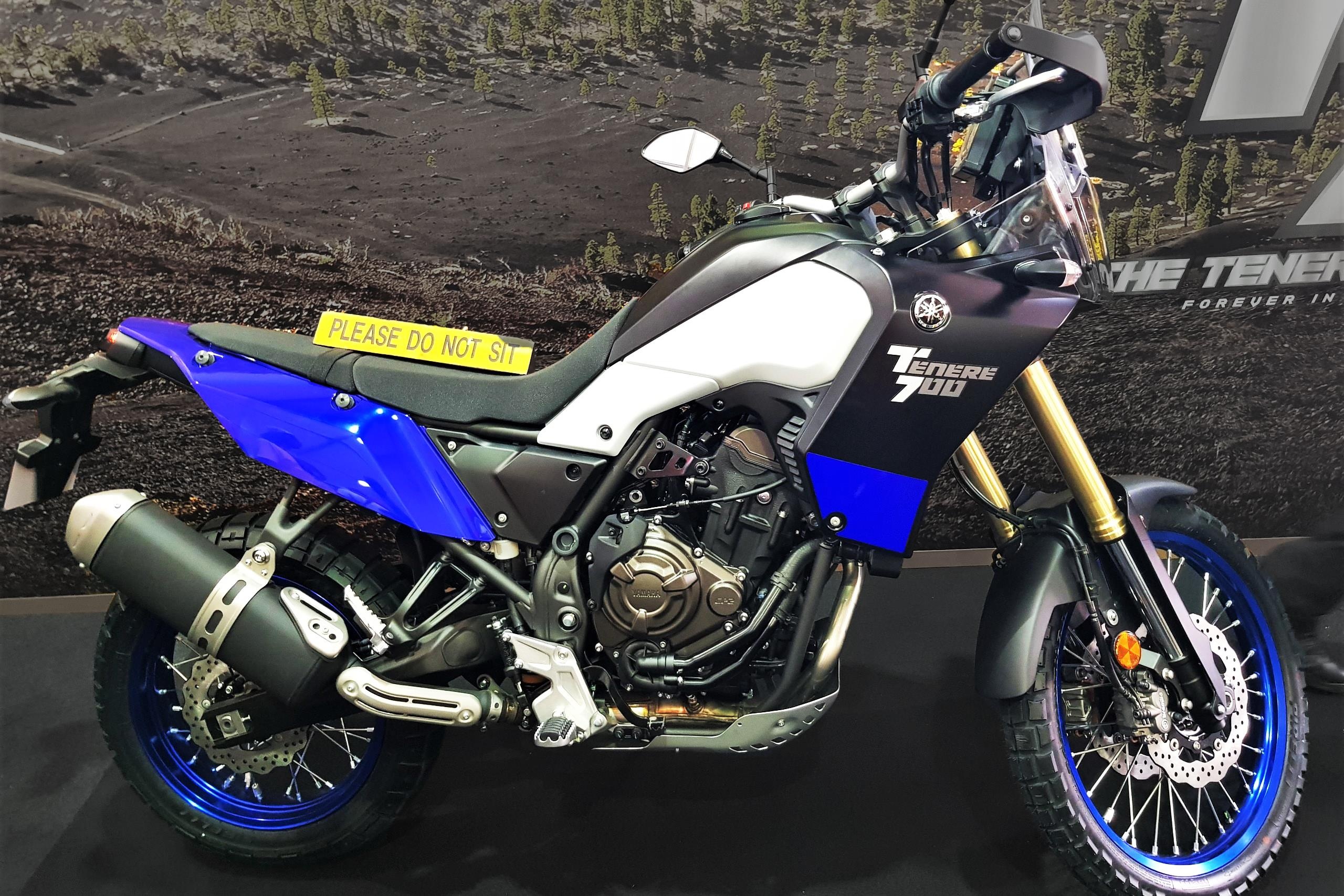 Chi tiet Yamaha Tenere 700 - moto phuot tam trung voi kieu dang la mat hinh anh