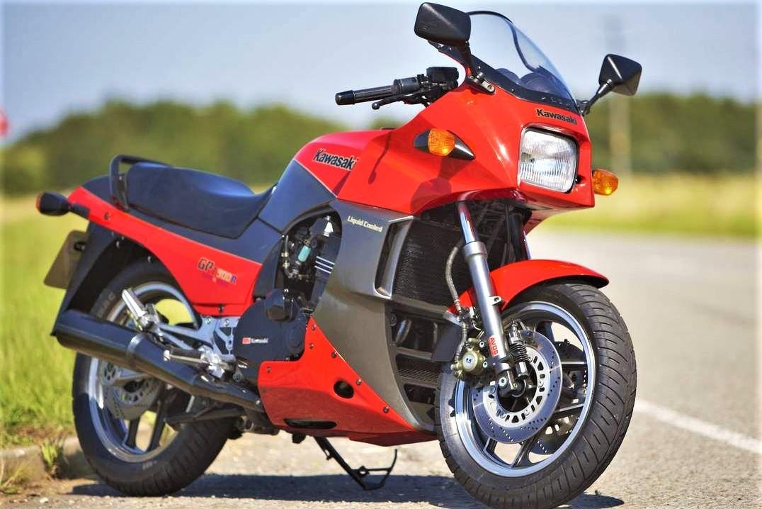 10 mau moto nhanh nhat moi thoi dai hinh anh