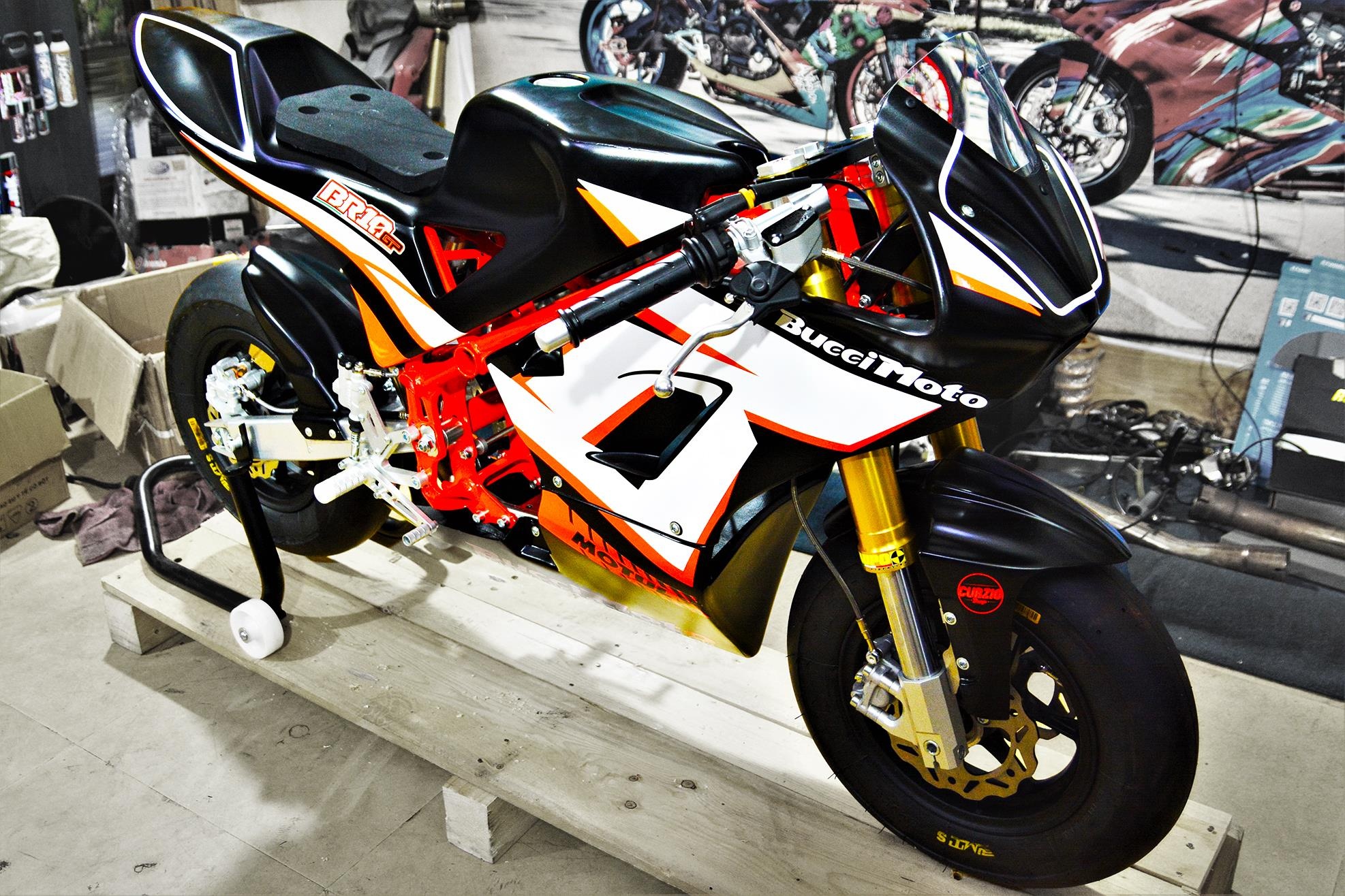 Kham pha xe dua mini chuyen nghiep tri gia 250 trieu doc nhat VN hinh anh