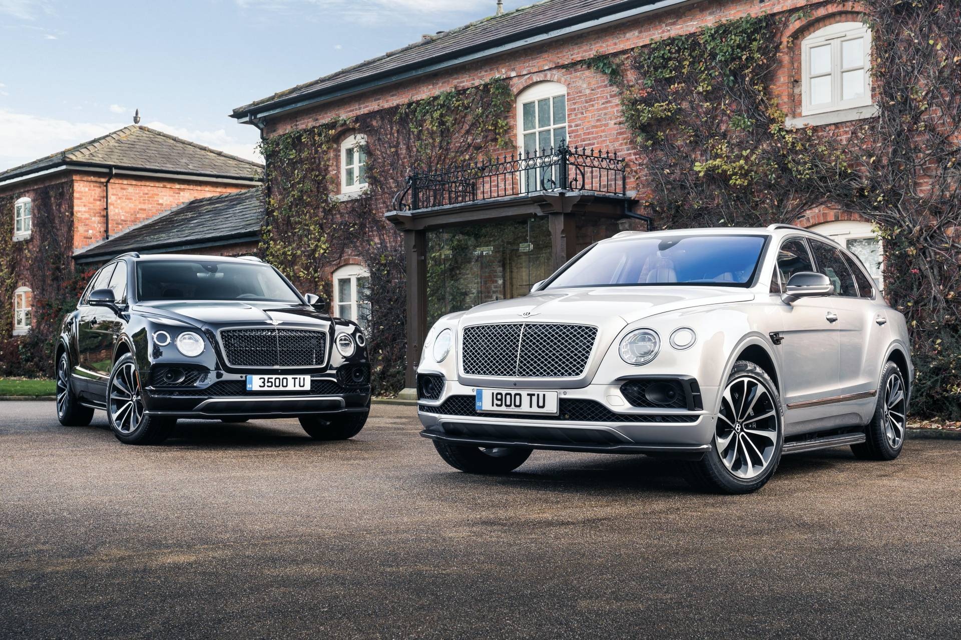 Bentley Bentayga co them tuy chon 7 cho anh 1